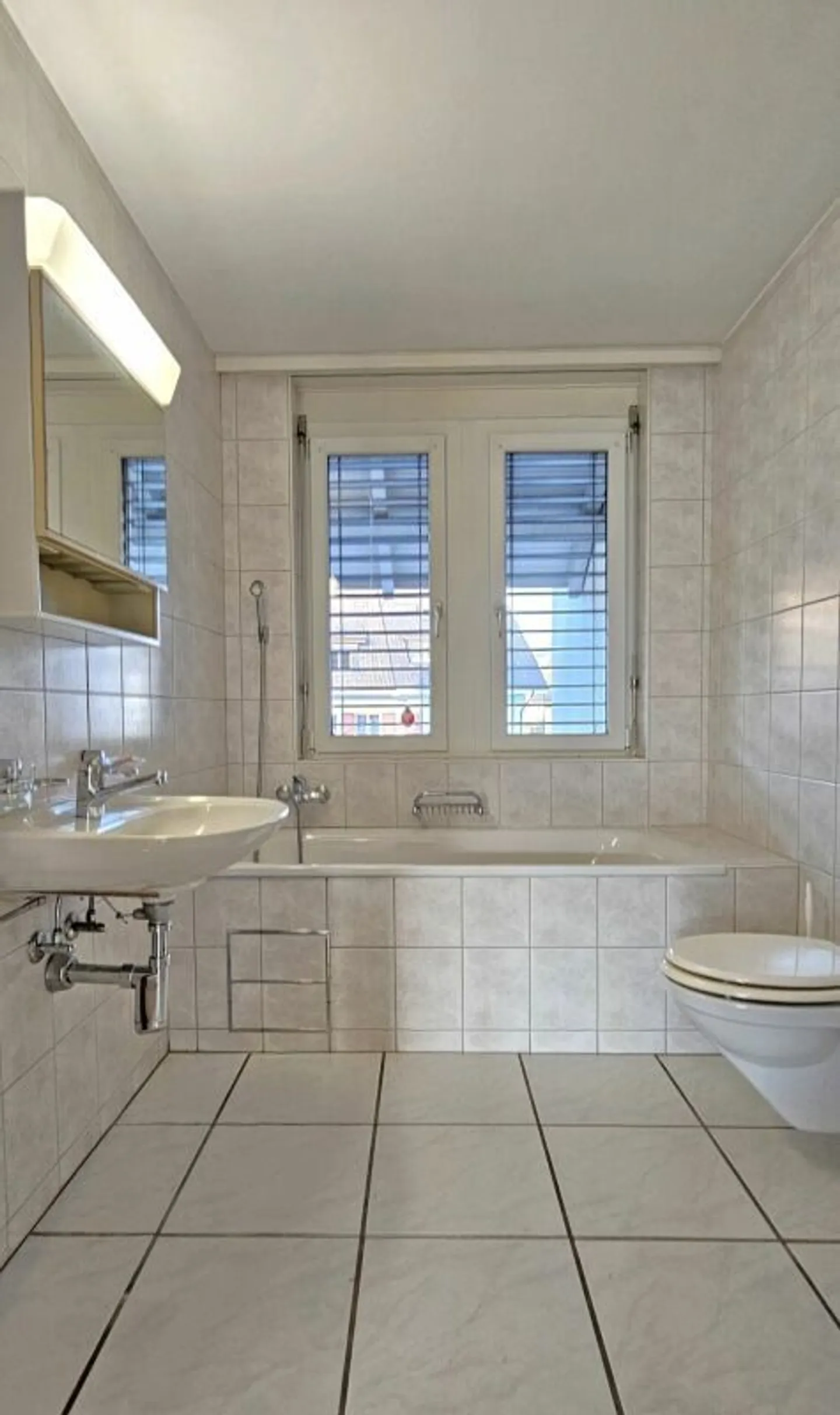 Appartamento in vendita - Foto 9 di 11