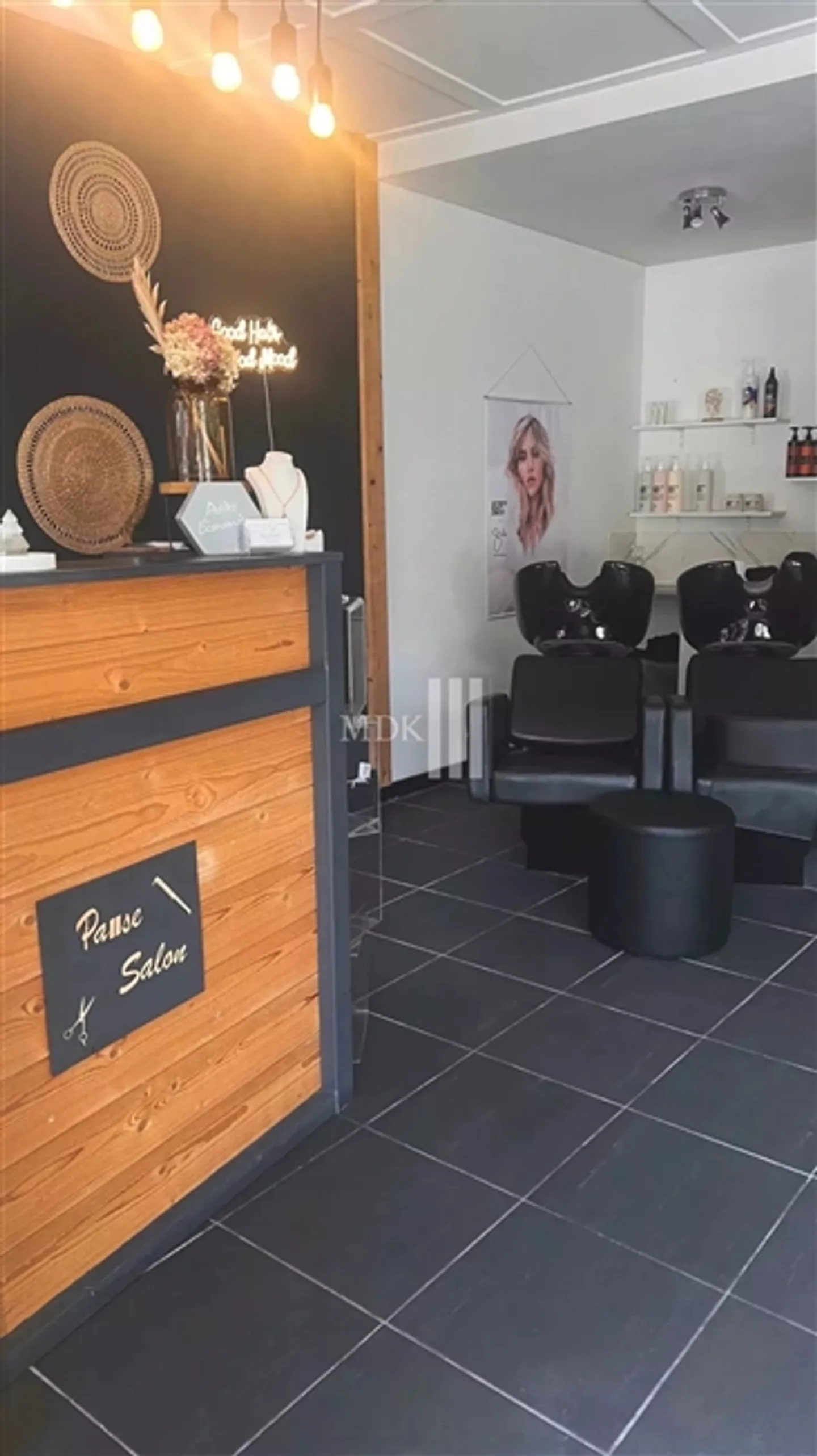 Hair salon for rent (lease takeover) - Photo 5 of 5