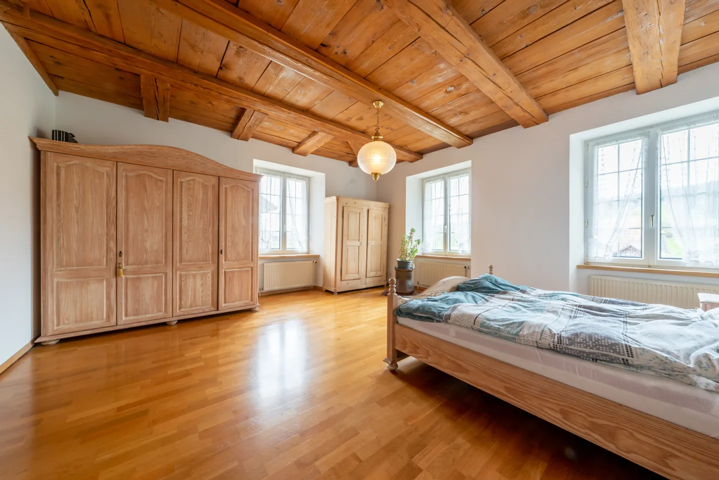 Sie suchen eine besondere Liegenschaft mit viel Charme? - Foto 5 von 12