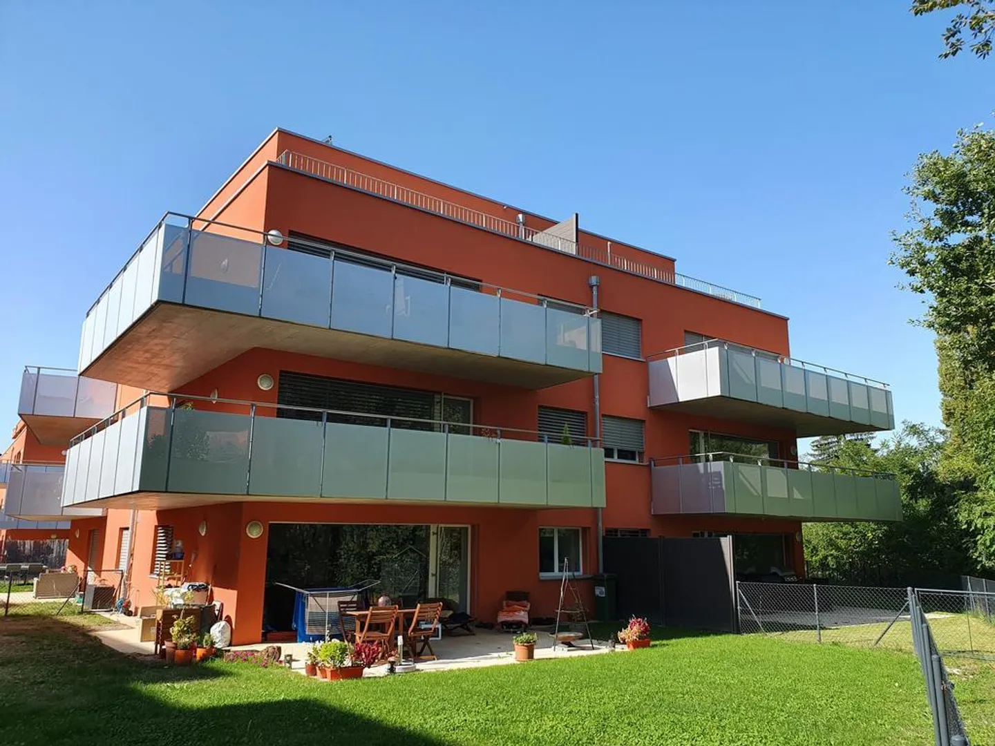 Bel appartamento di 2,5 locali con giardino - Foto 1 di 8