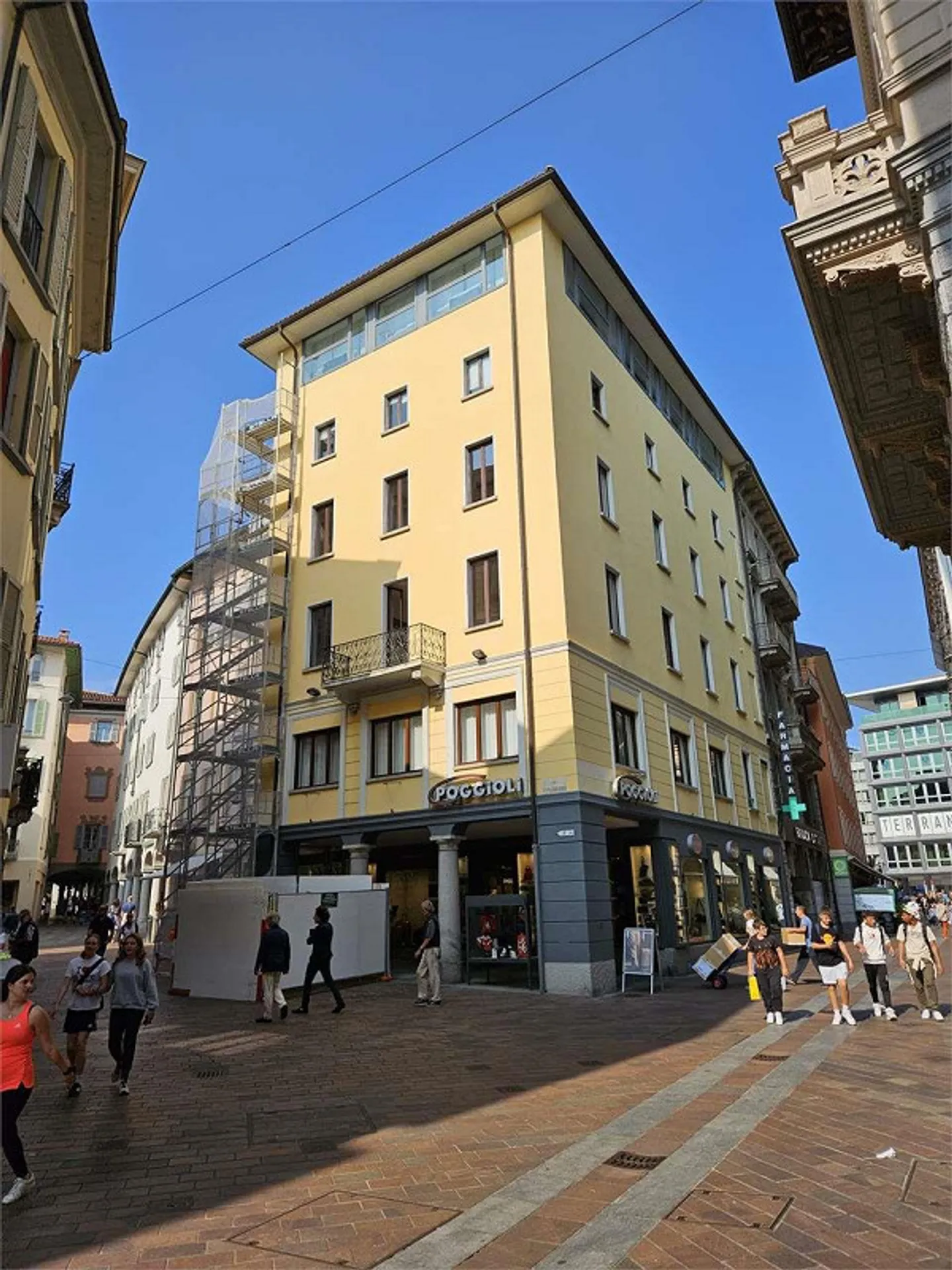 Lugano Zentrum, Büro im obersten Stockwerk 7.5 Zimmer - Foto 1 von 13