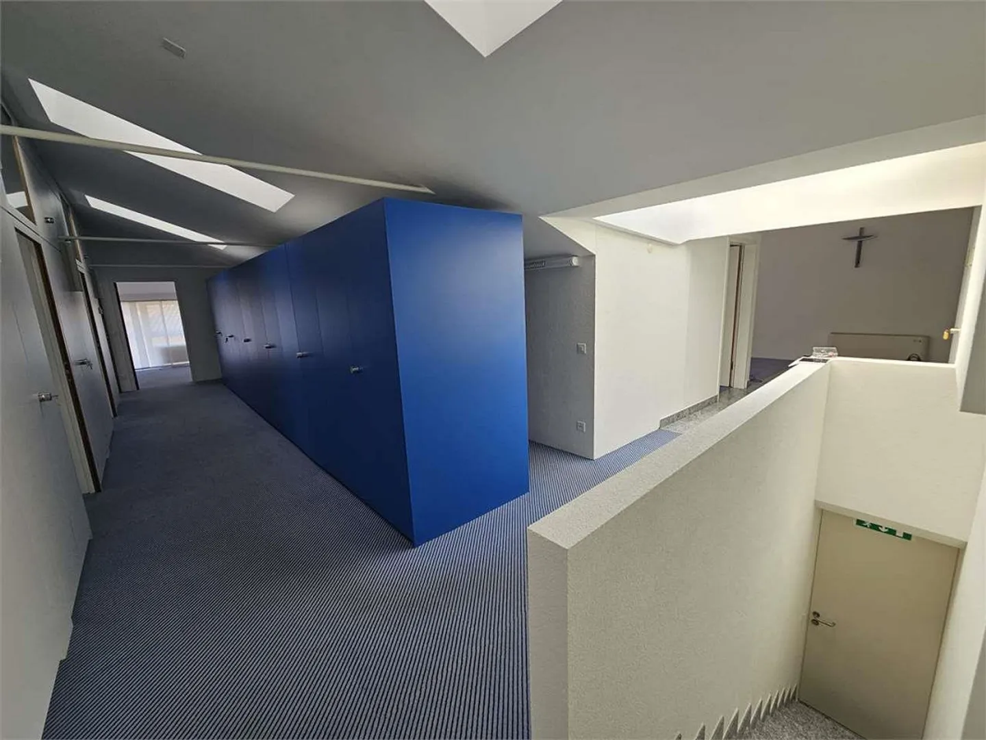 Lugano Zentrum, Büro im obersten Stockwerk 7.5 Zimmer - Foto 6 von 13