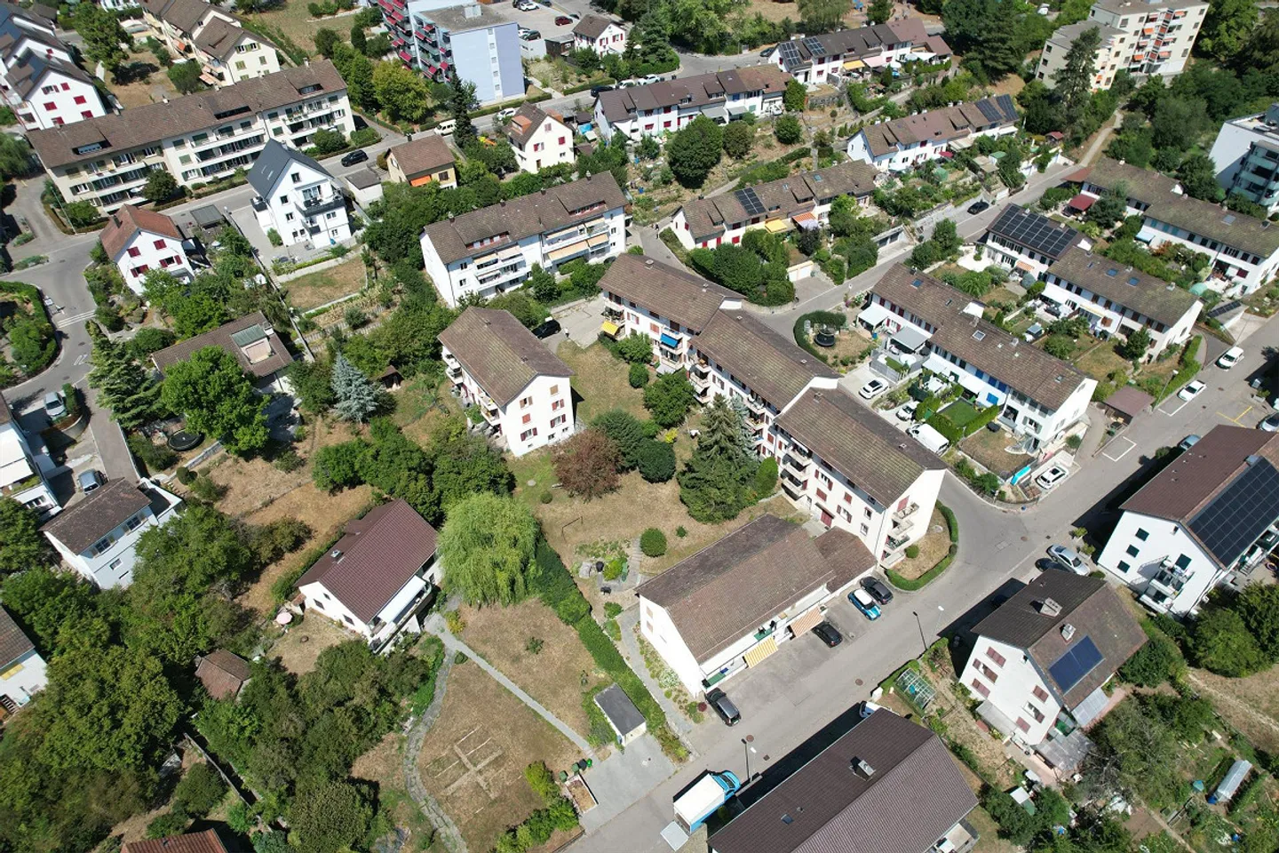 Area con 5 case plurifamiliari / Progetto di investimento e sviluppo - Foto 11 di 12