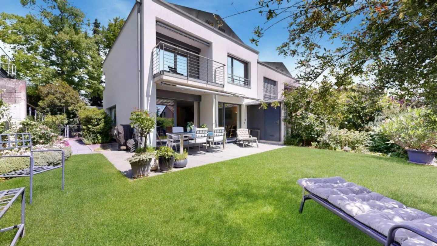 Modern Single-Family Home in Exclusive Residential Area - Photo 1 of 17