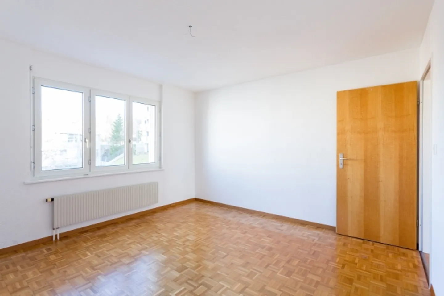 Apartment for rent - Photo 3 of 7