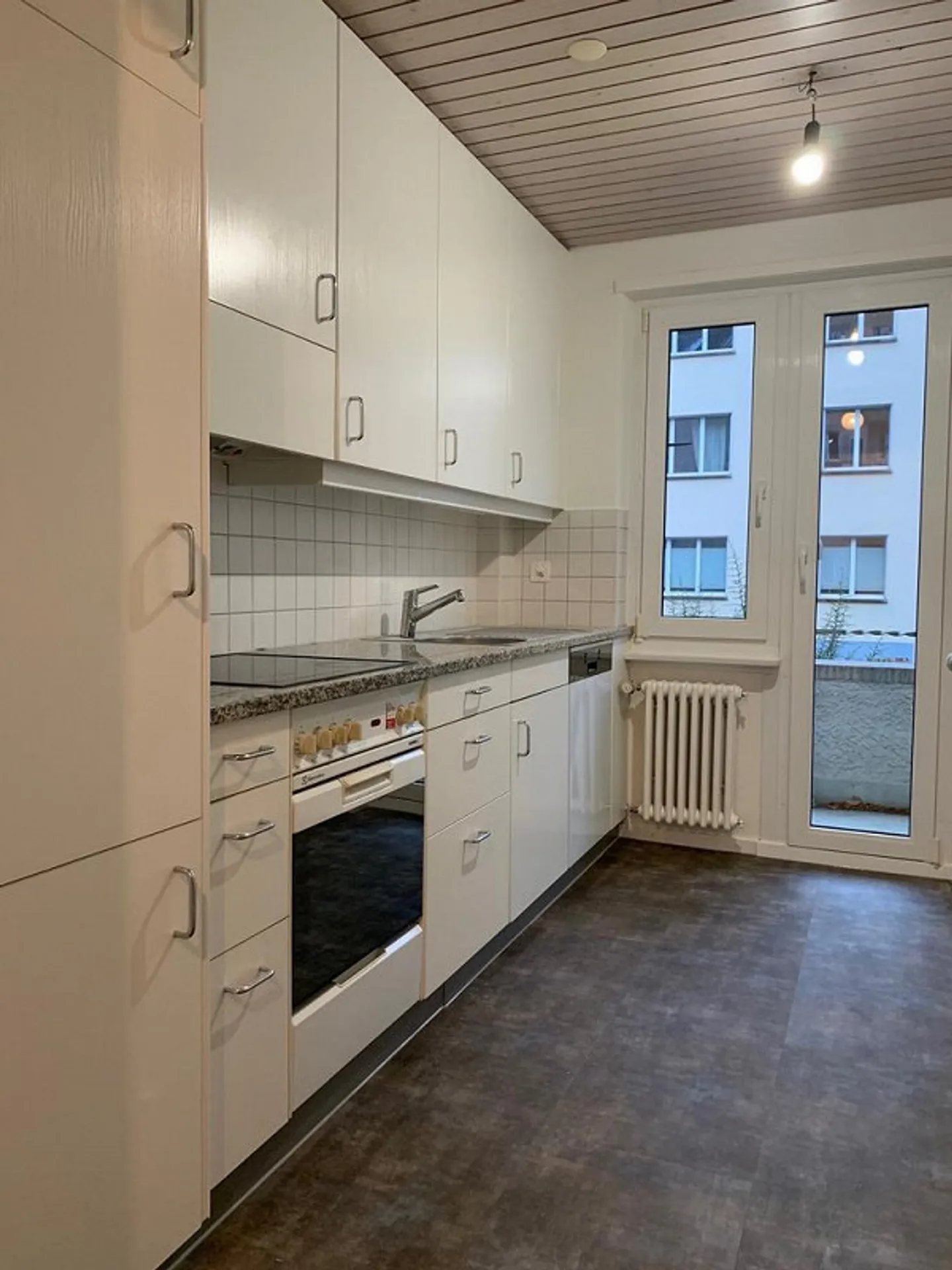 Zentrale 3-Zimmerwohnung zu vermieten - Foto 2 von 11
