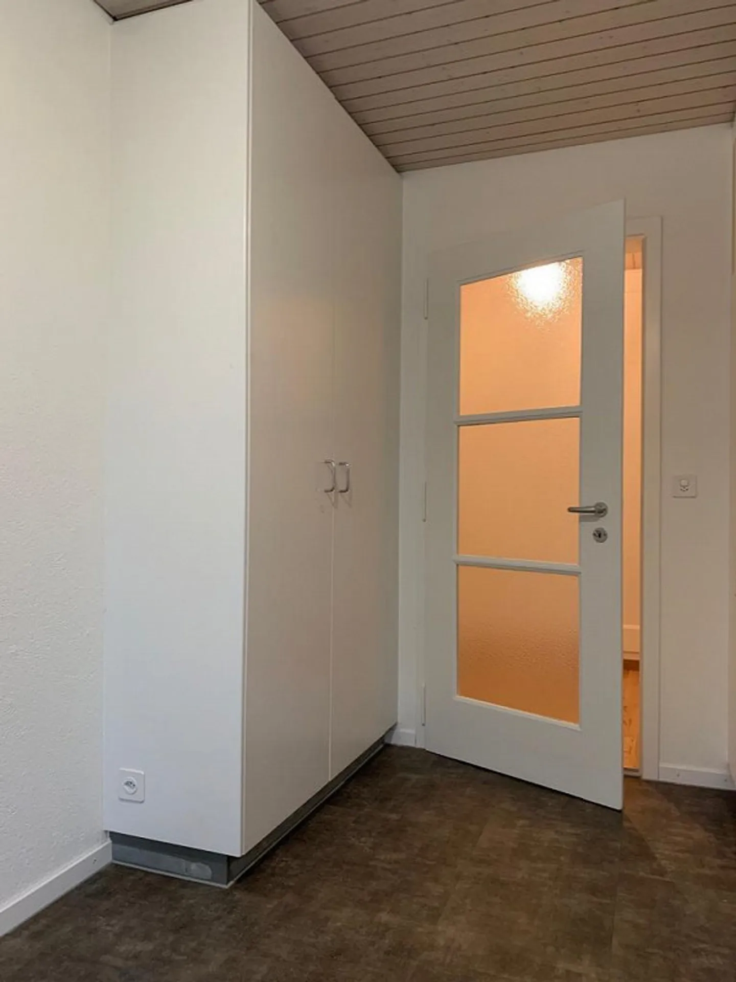 Zentrale 3-Zimmerwohnung zu vermieten - Foto 3 von 11