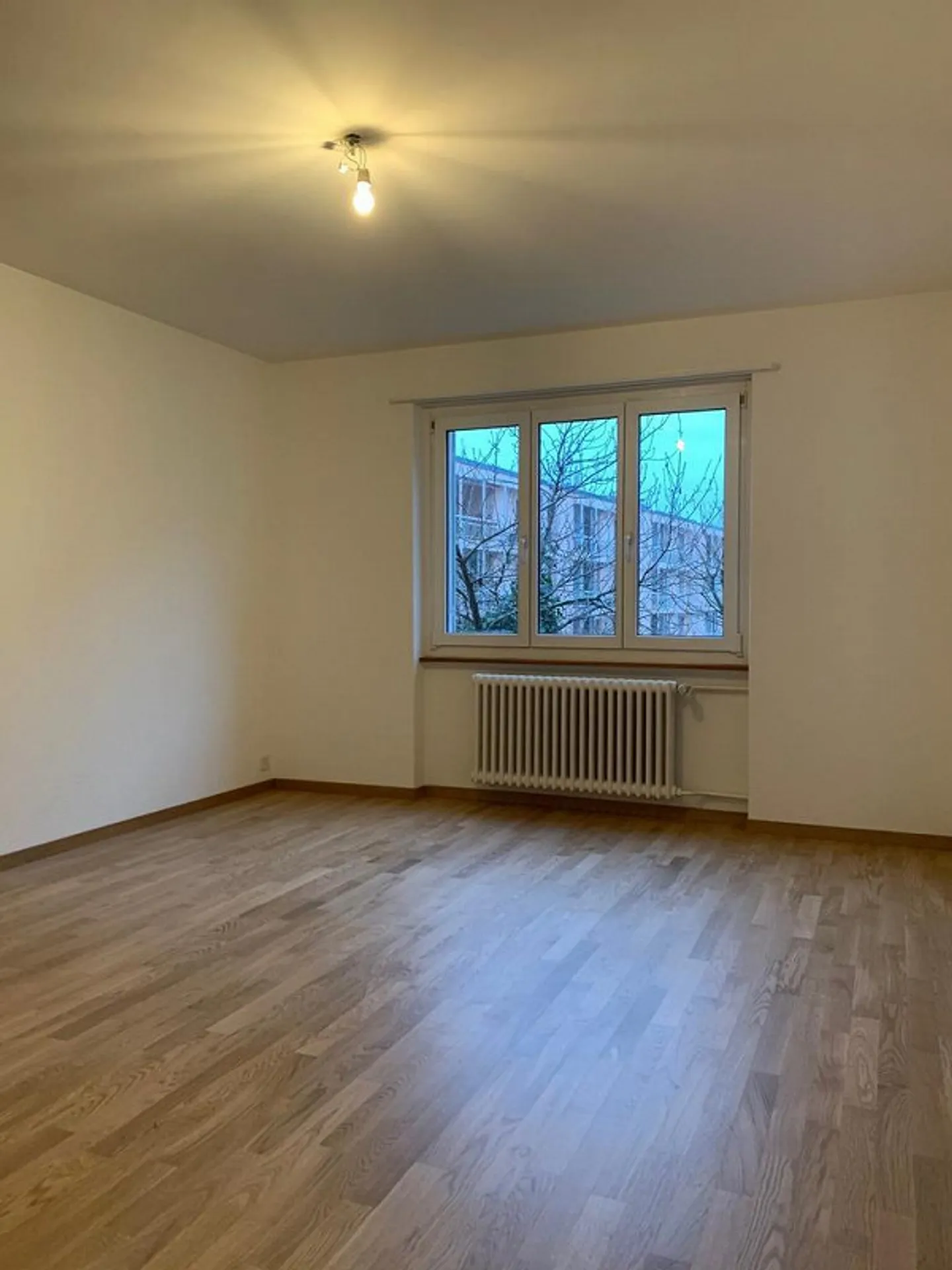 Zentrale 3-Zimmerwohnung zu vermieten - Foto 7 von 11