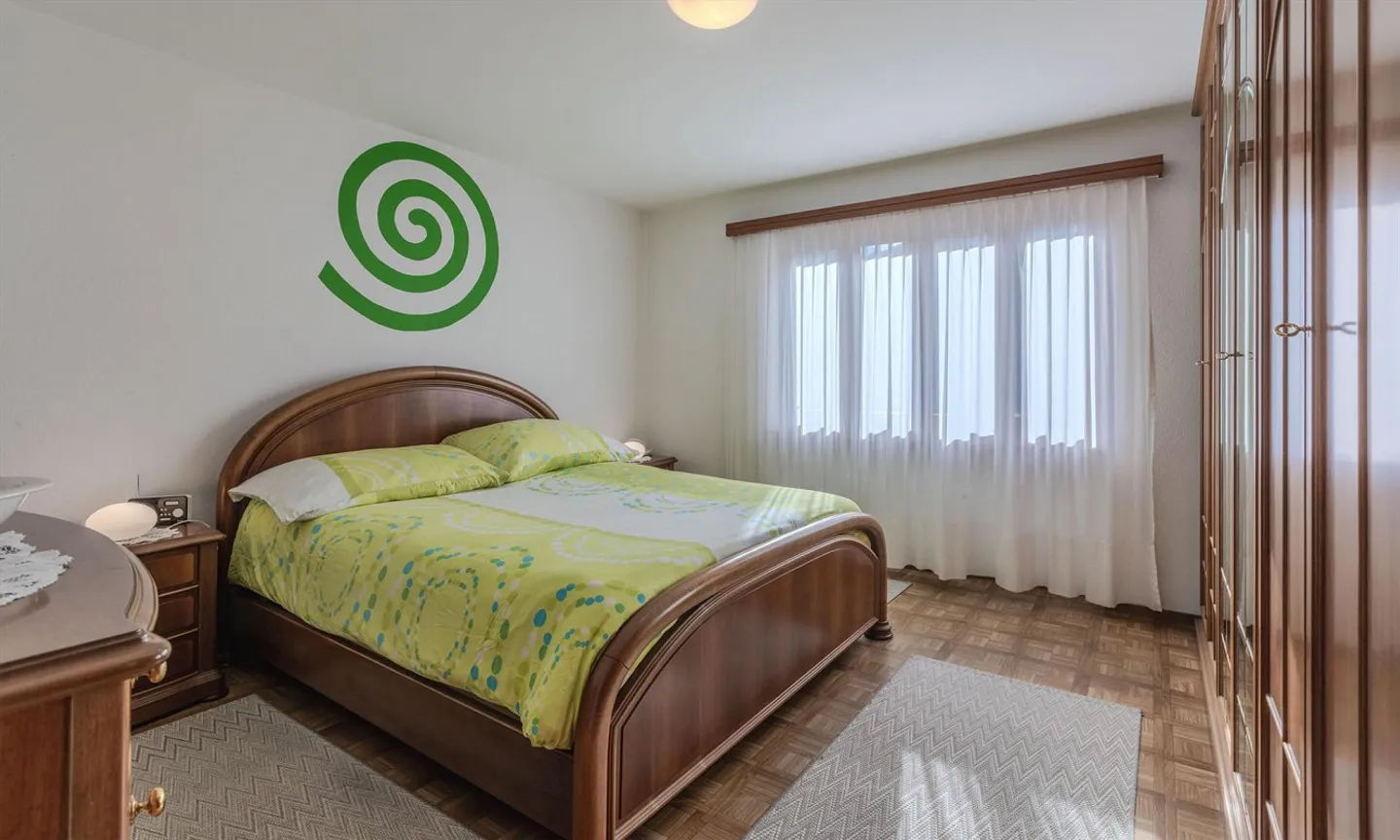 Fascinating single-family house with 4.5 rooms and garden in Biasca - Photo 7 of 9