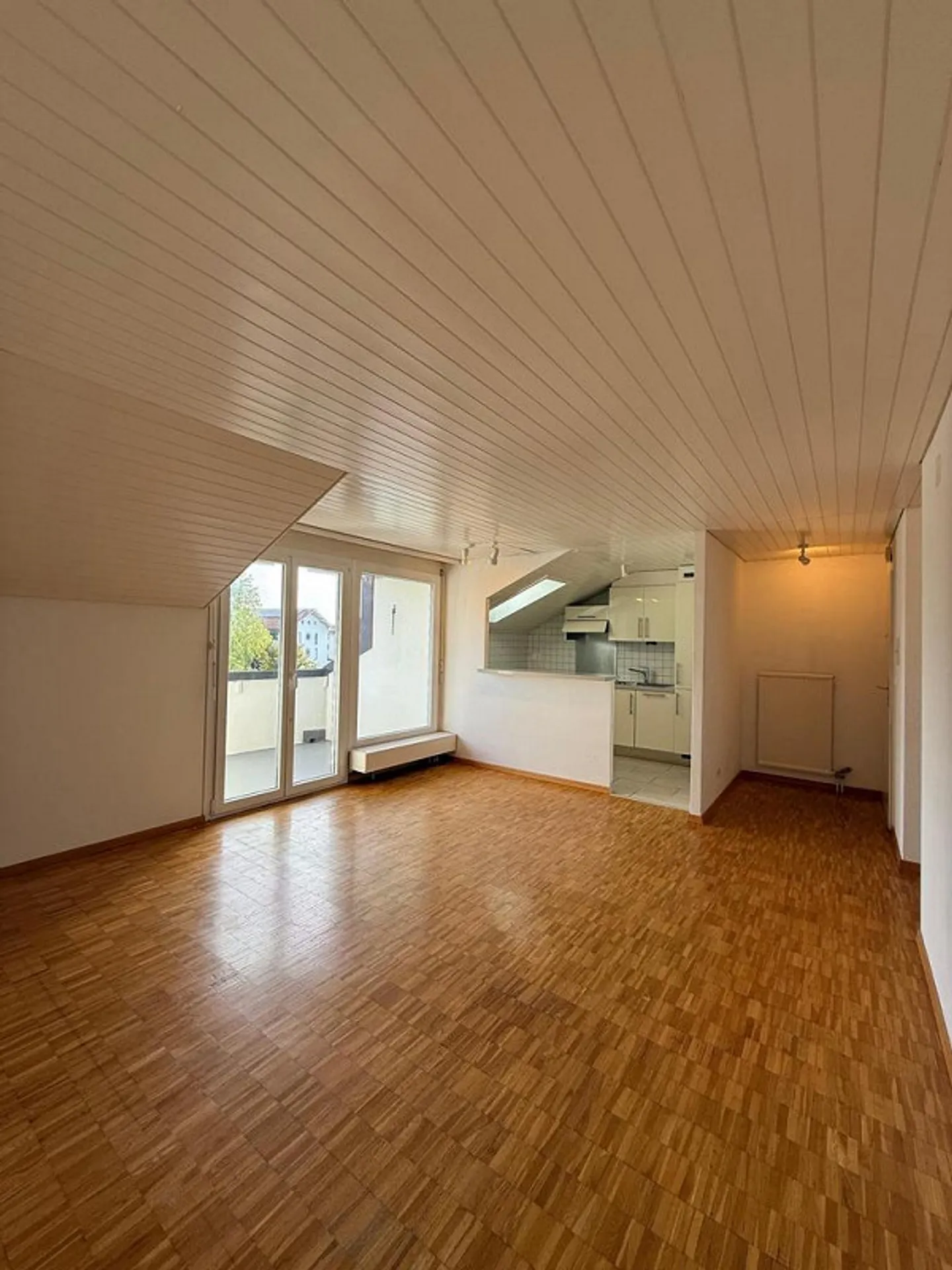 2.5 attic apartment on the 2nd floor with balcony - Photo 1 of 11