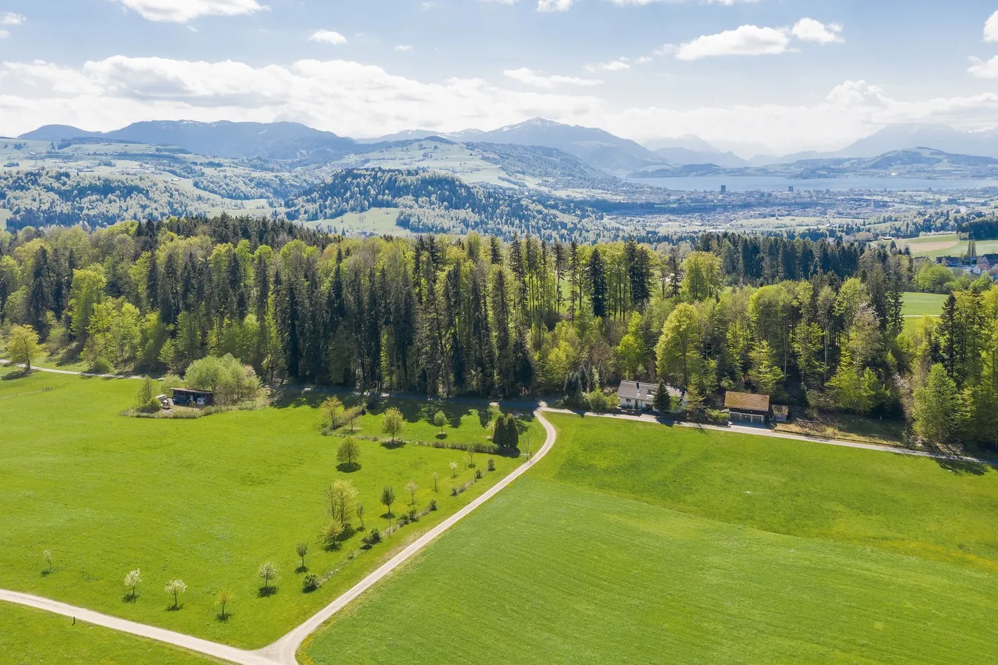 Idillio naturale con molto terreno, annessi e privacy - vicino a Zug e Zurigo - Foto 2 di 15