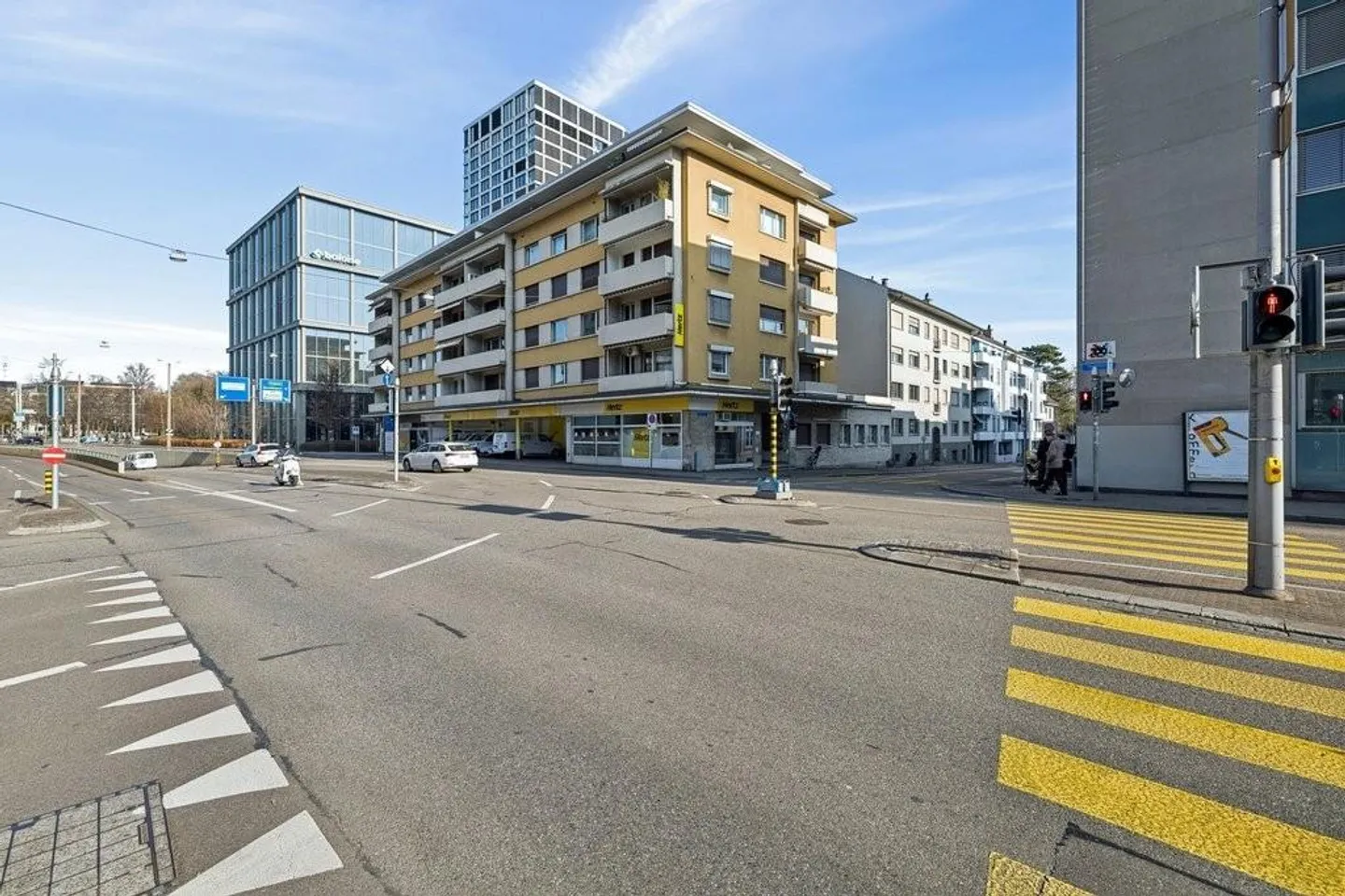 Great office/studio/practice spaces near SBB train station - Photo 1 of 9