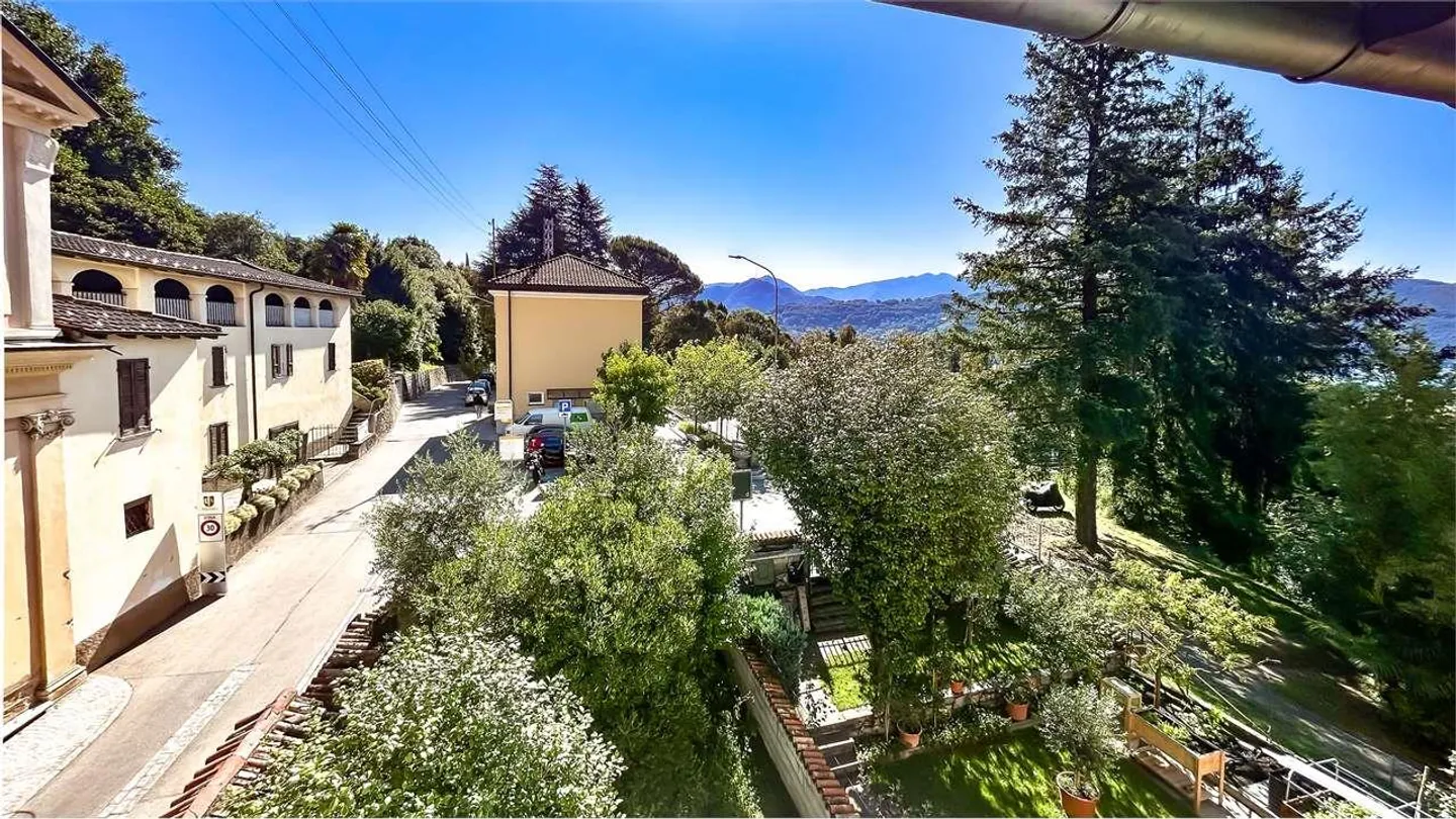 Casa storica con giardino - Foto 2 di 12