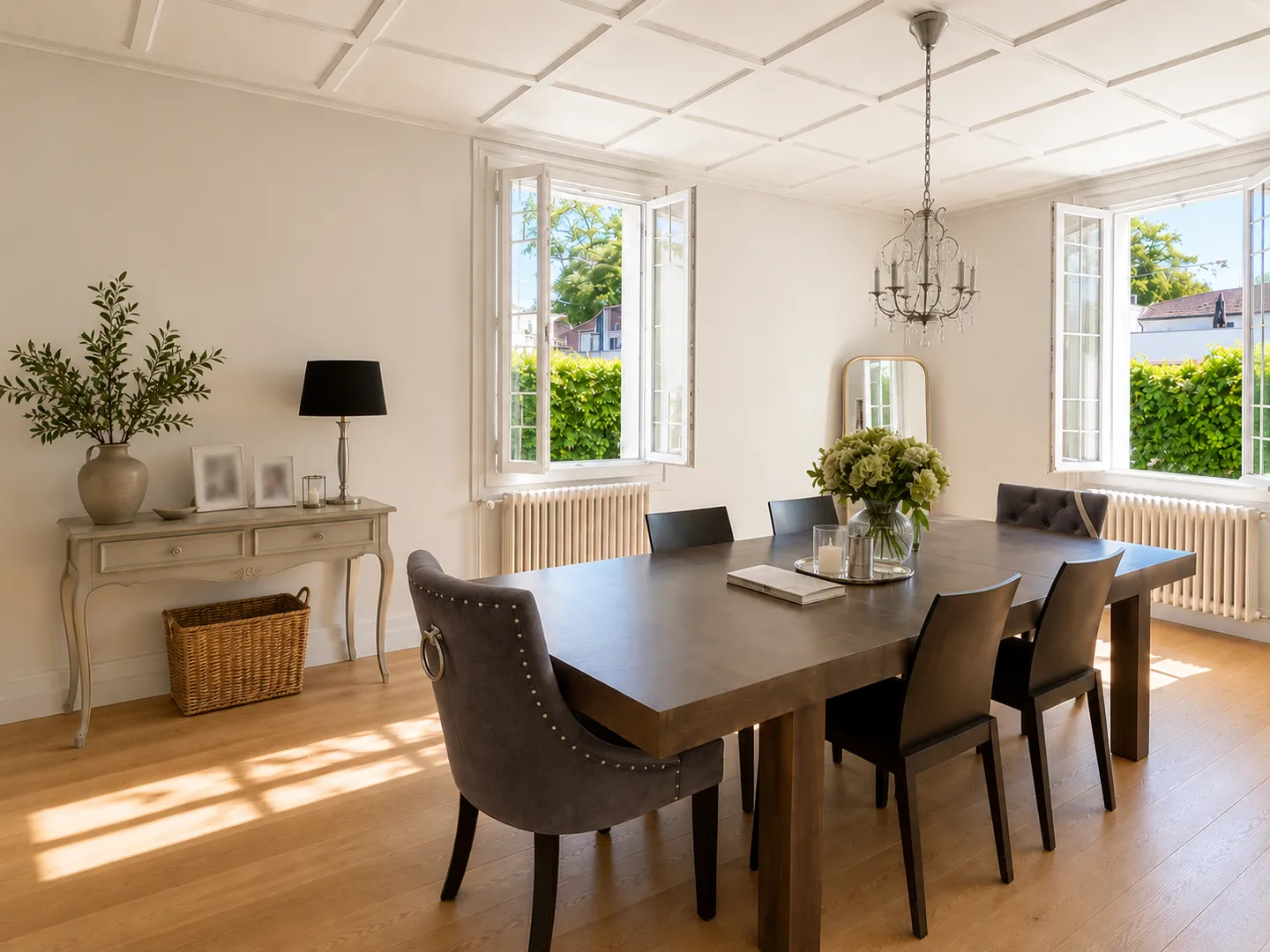 8-room House - Photo 4 of 4