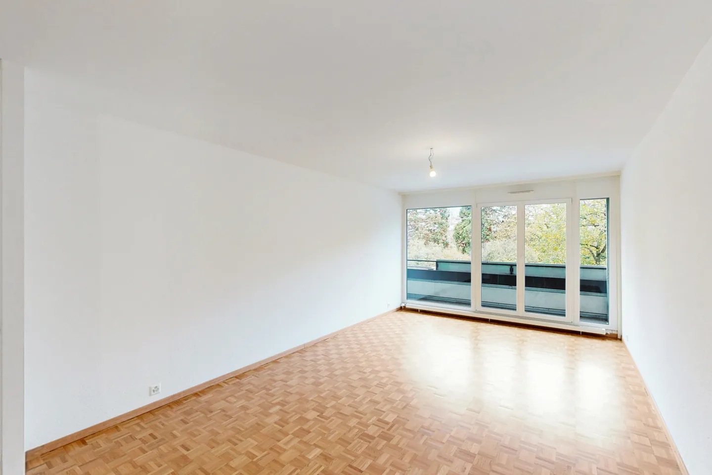 Bright apartment of 3.5 rooms - Photo 4 of 11