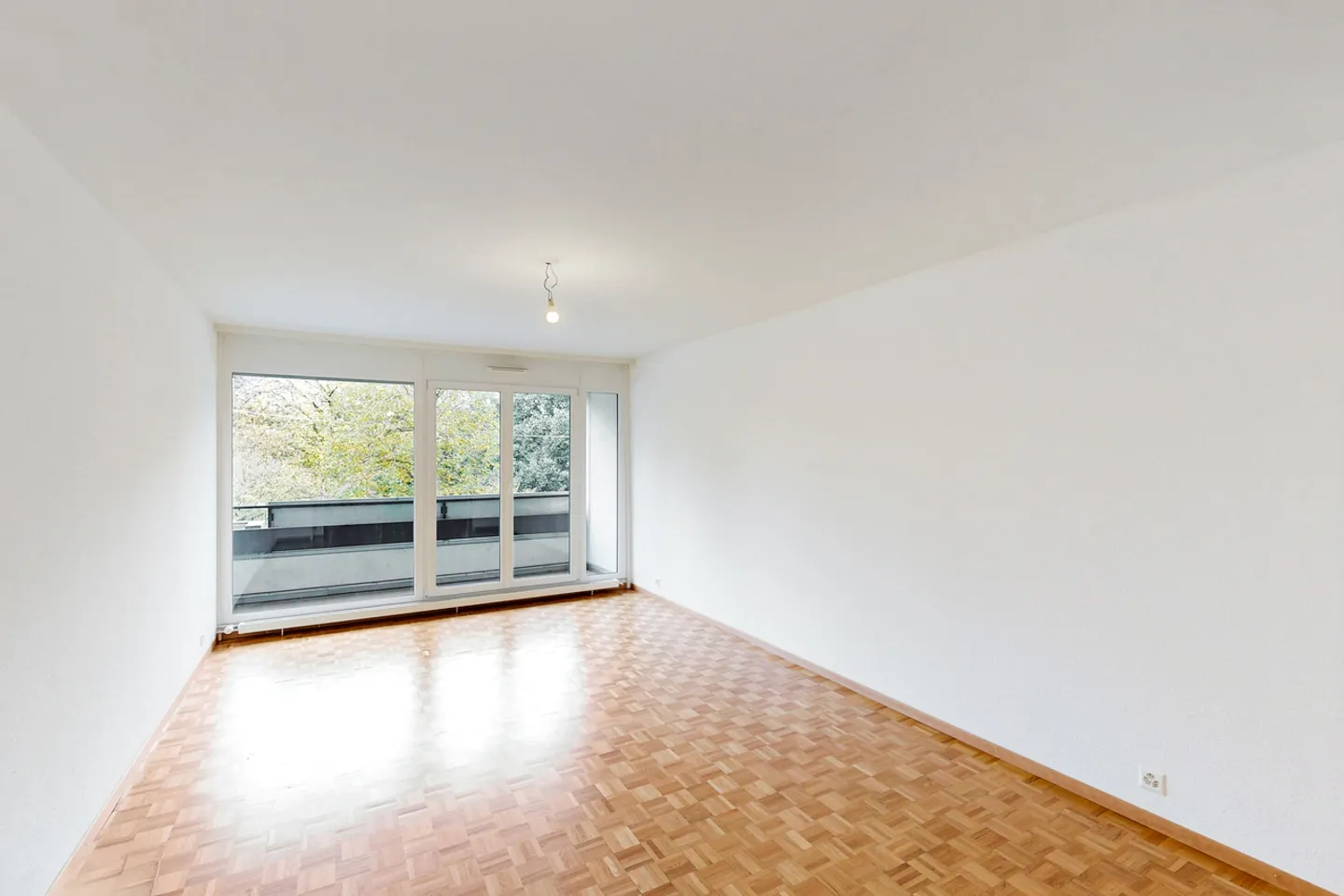 Bright apartment of 3.5 rooms - Photo 6 of 11