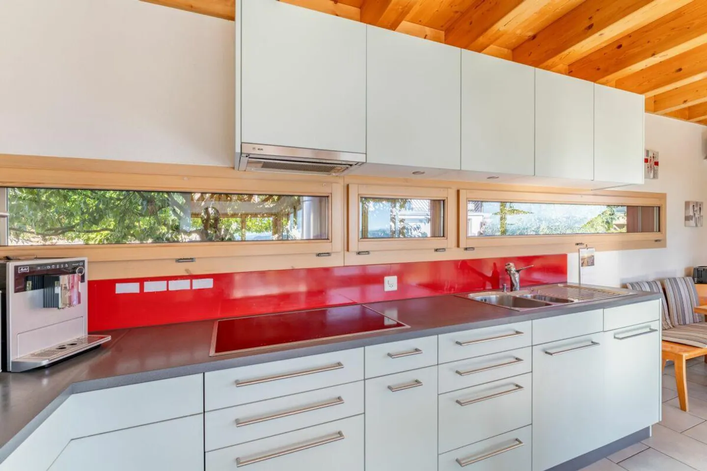 Casa unifamiliare unica di 6,5 stanze con vista meravigliosa - Foto 6 di 15