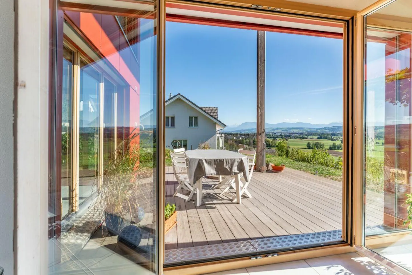 Casa unifamiliare unica di 6,5 stanze con vista meravigliosa - Foto 8 di 15