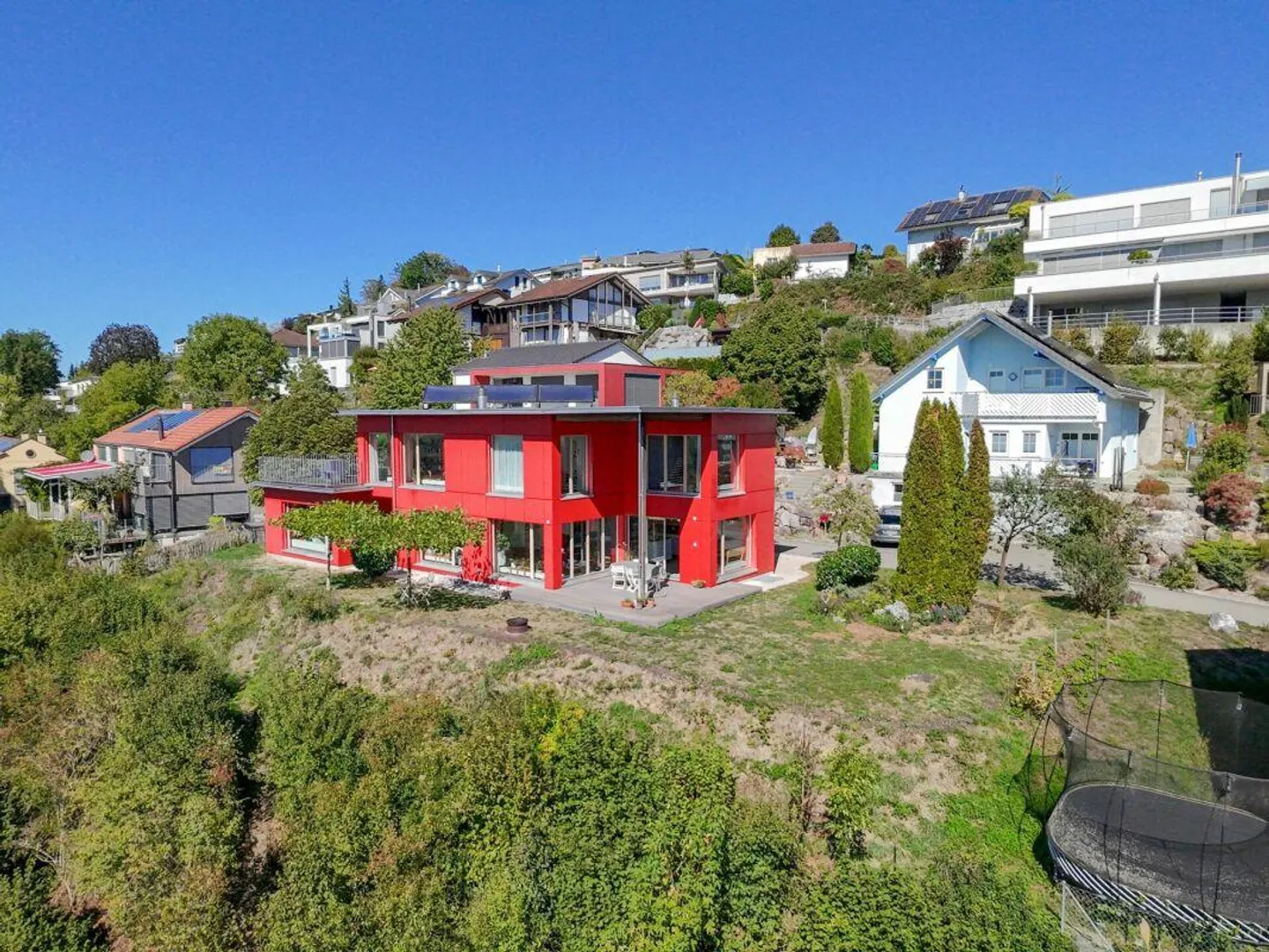 Casa unifamiliare unica di 6,5 stanze con vista meravigliosa - Foto 3 di 15