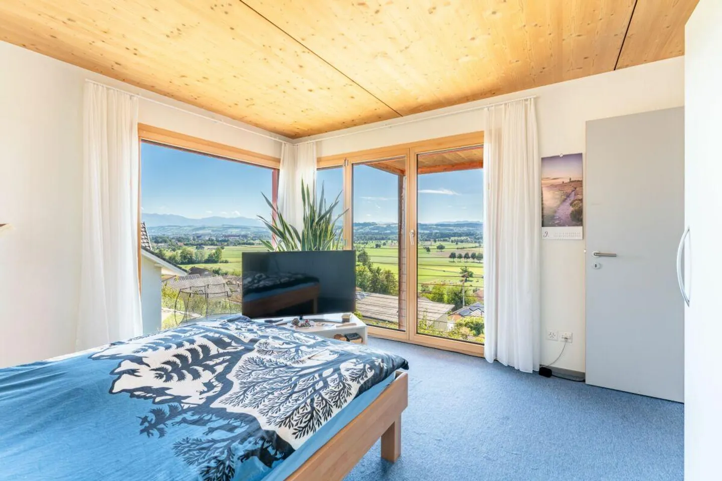 Casa unifamiliare unica di 6,5 stanze con vista meravigliosa - Foto 12 di 15