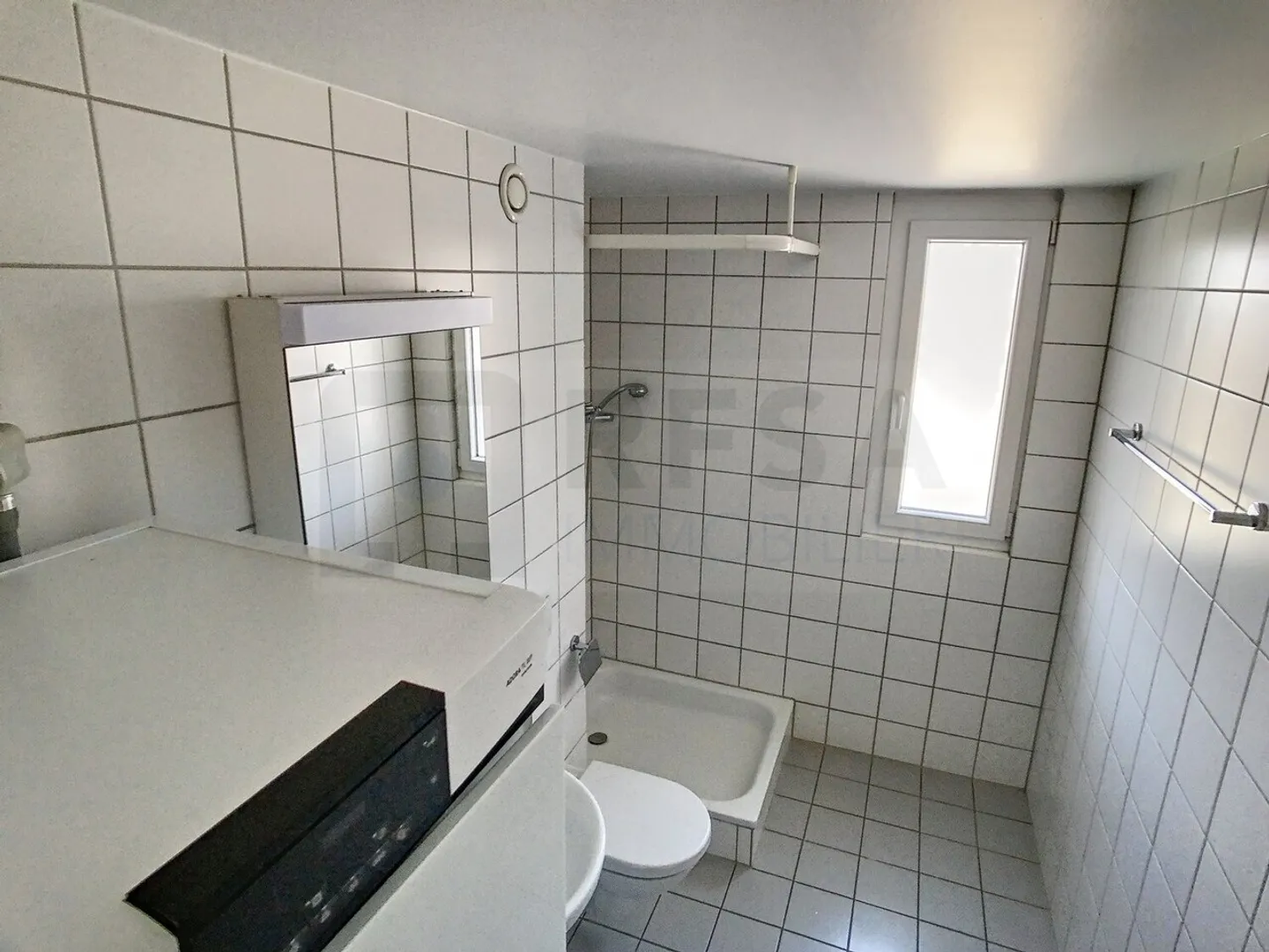 LUMINEUX ET FONCTIONNEL 2.5 pièces - Photo 5 sur 10