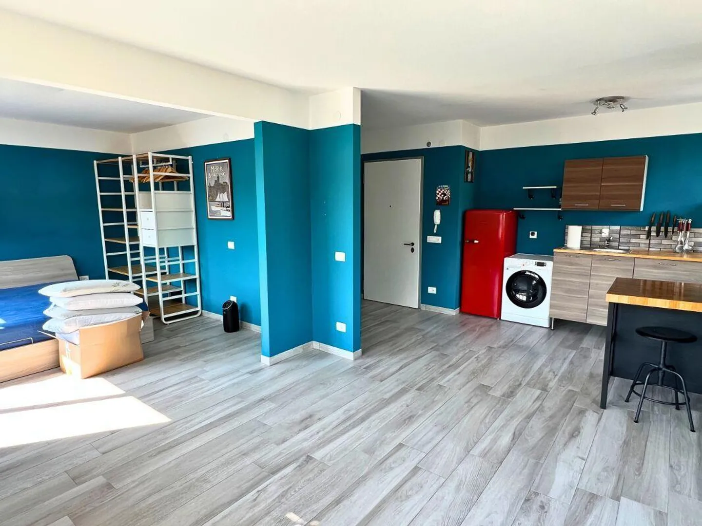 Beautiful Apartment in the Center of Chiasso - Photo 4 of 8