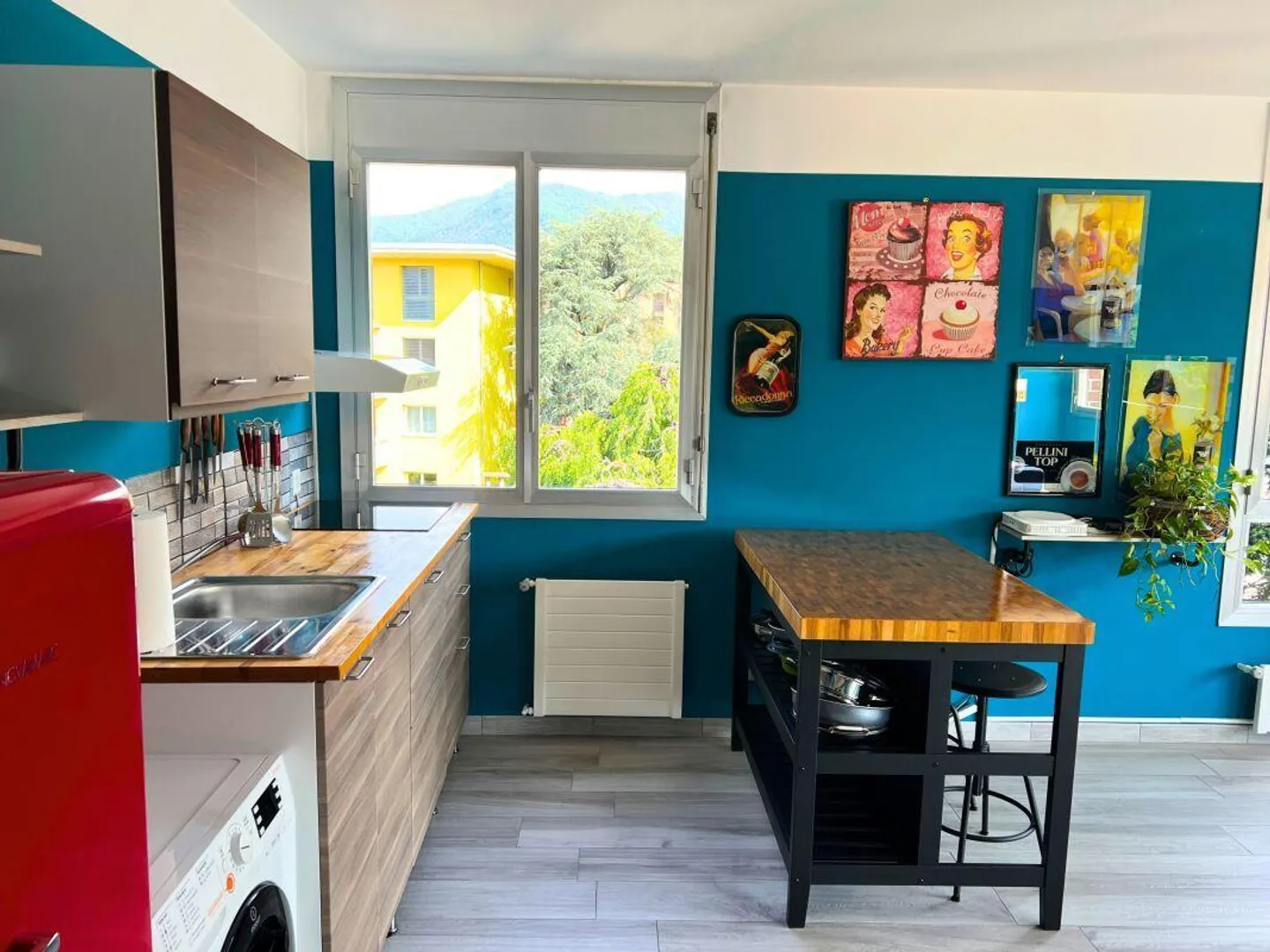 Beautiful Apartment in the Center of Chiasso - Photo 6 of 8