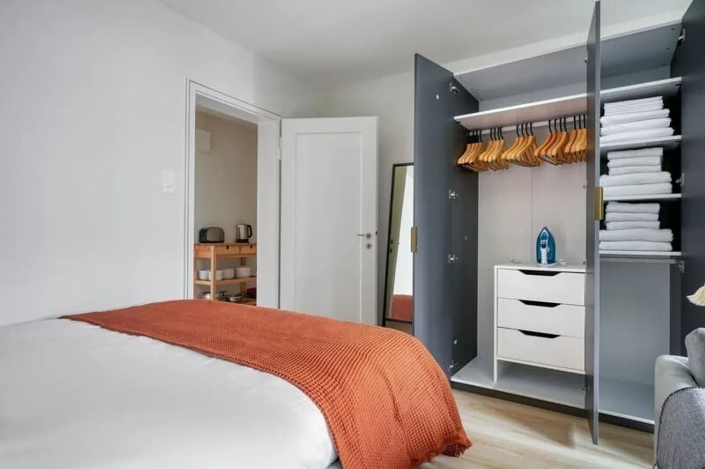 Appartamento ristrutturato in zona tranquilla - Foto 2 di 13