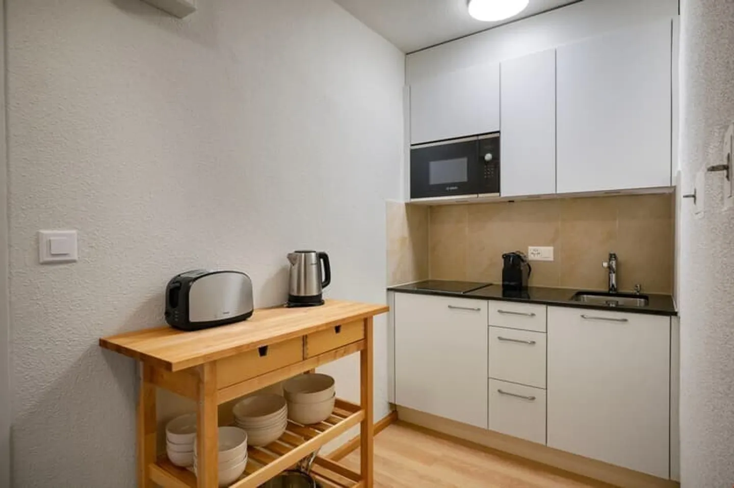 Appartamento ristrutturato in zona tranquilla - Foto 8 di 13