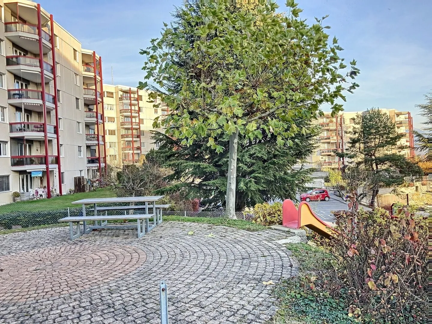 Très grand 2½ pièces à louer - Photo 5 sur 6