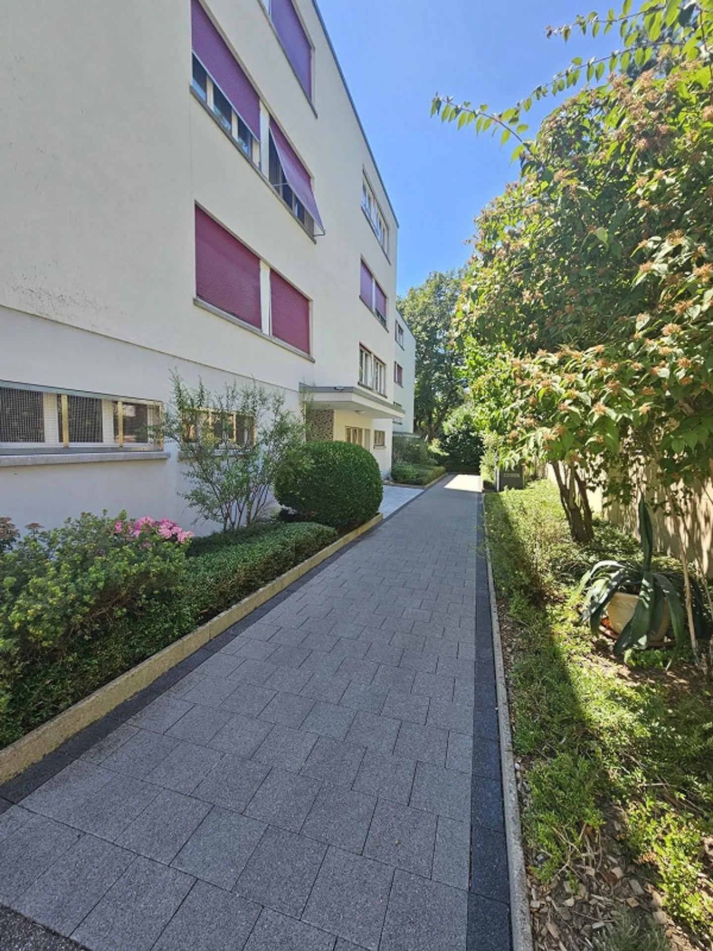 Moderne 3.5-Zimmerwohnung mit Balkon - Foto 9 von 9