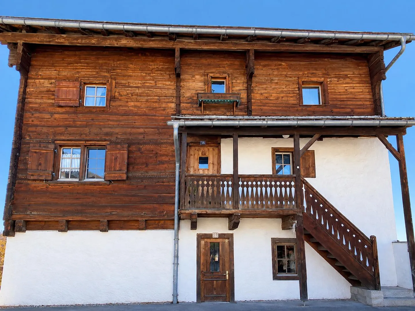 Oggetto di rendimento Casa 3 famiglie con potenziale di seconda casa - Foto 2 di 3