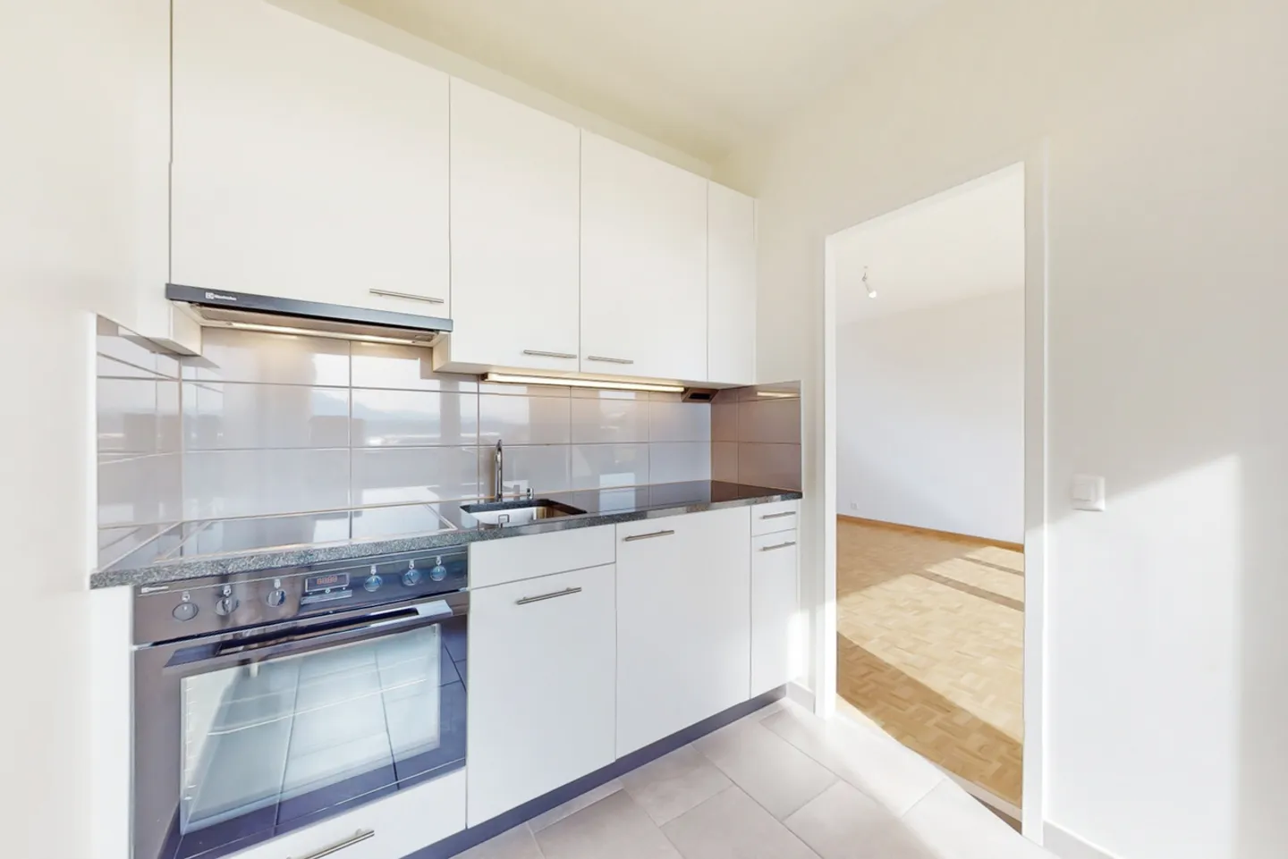 Belle appartement de 2 pièces proche de la Gare Cornavin - Foto 3 di 7