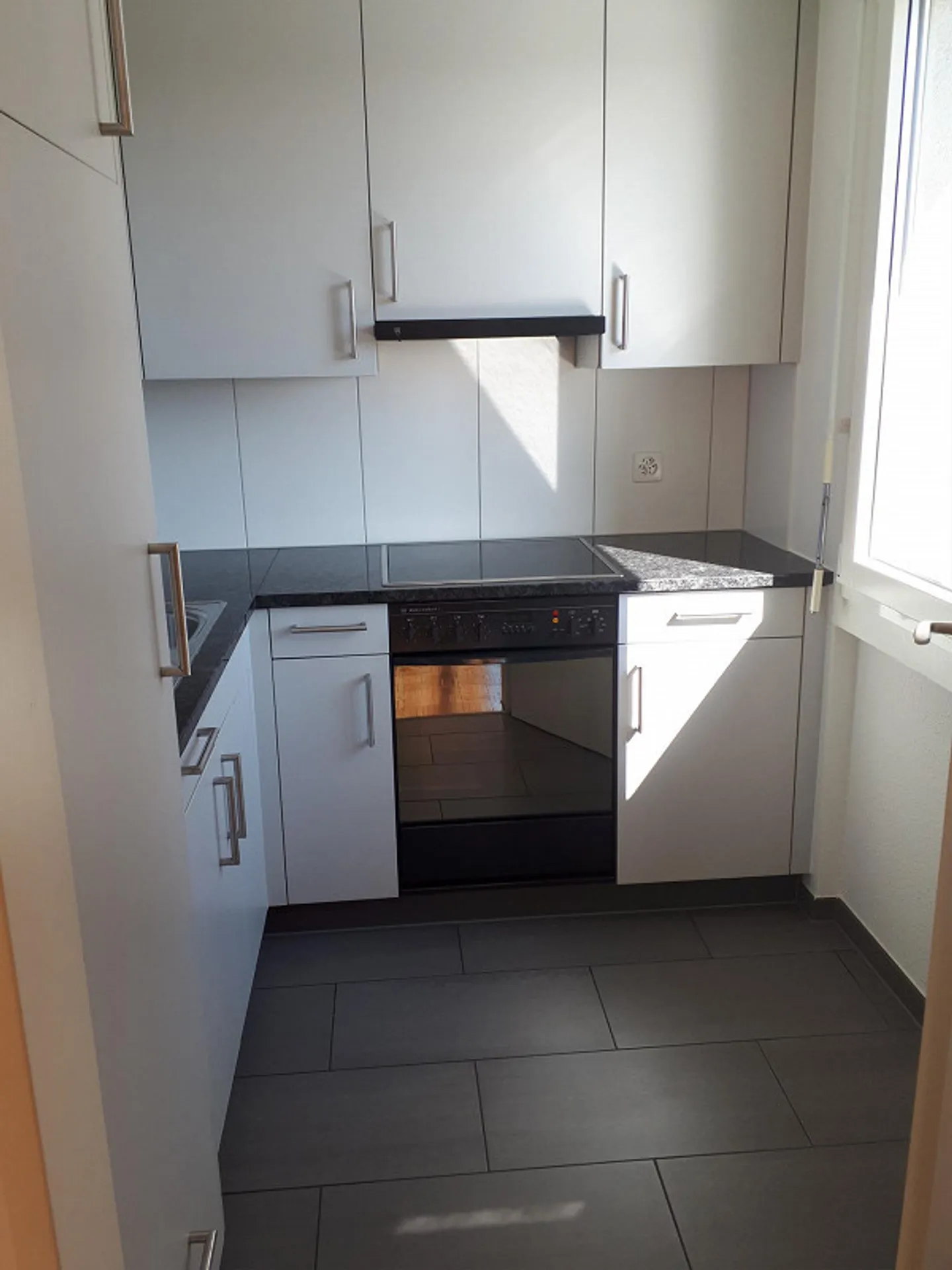 Appartamento 2.5 camere affascinante - Foto 4 di 7