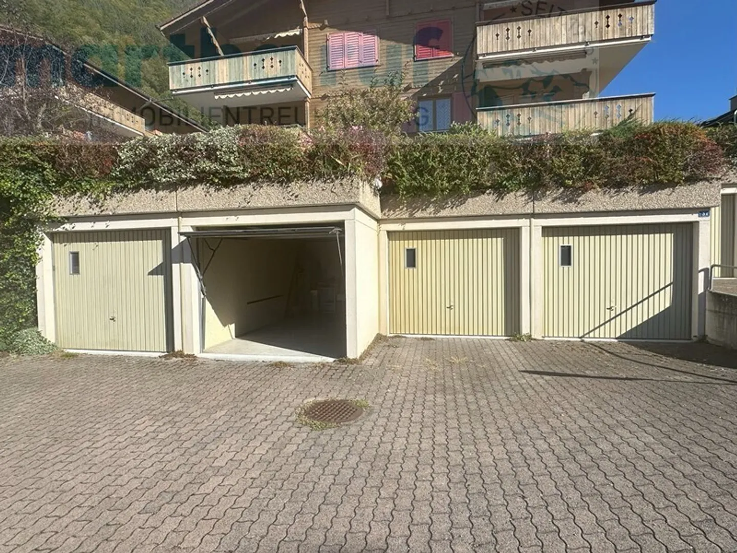 Attico di 3,5 stanze con vista panoramica mozzafiato sul lago e sulle montagne - Foto 15 di 15