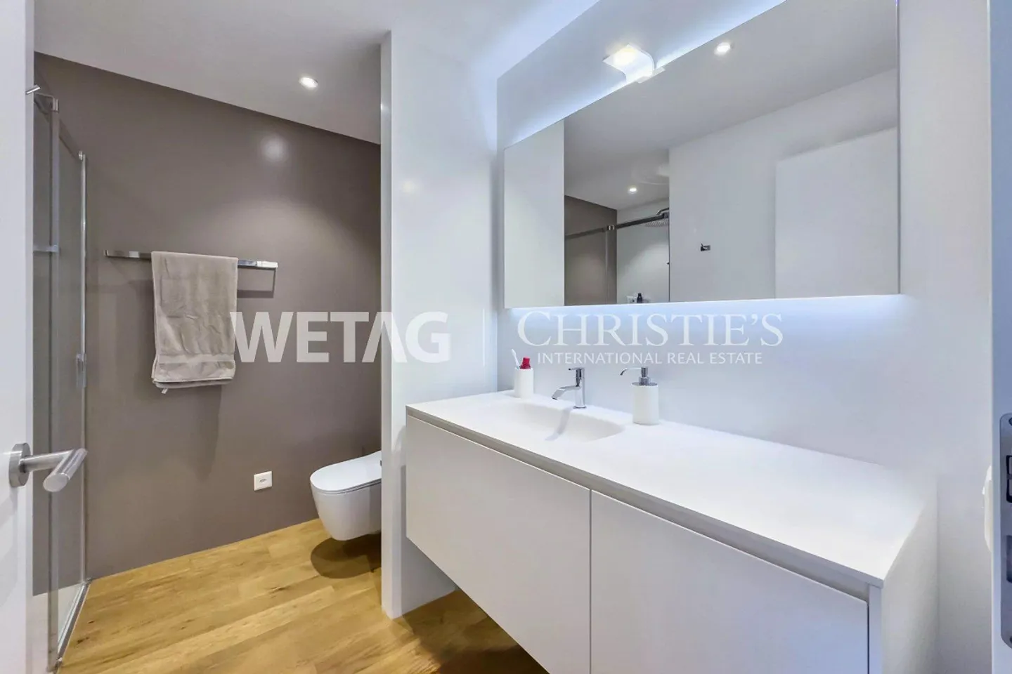 Moderne & helle Duplex-Wohnung mit Seeblick in Locarno-Monti zu verkaufen - Foto 9 von 13