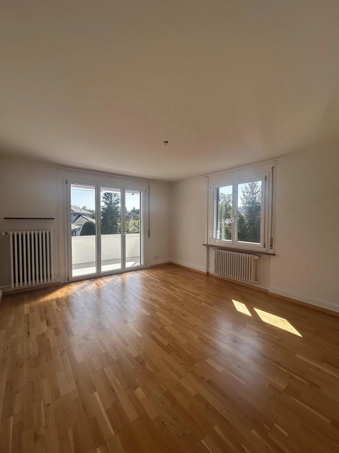 Appartamento luminoso con 3 stanze a Liebefeld - Foto 1 di 16