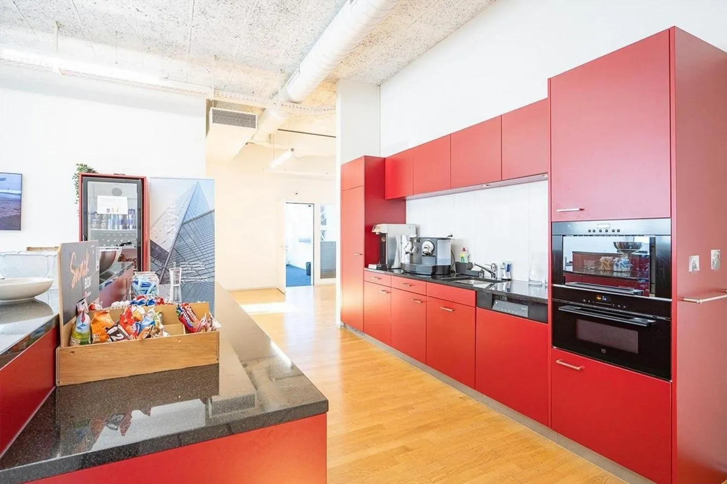 Commercial Exhibition Space 300 - 720 m² - Photo 1 of 9