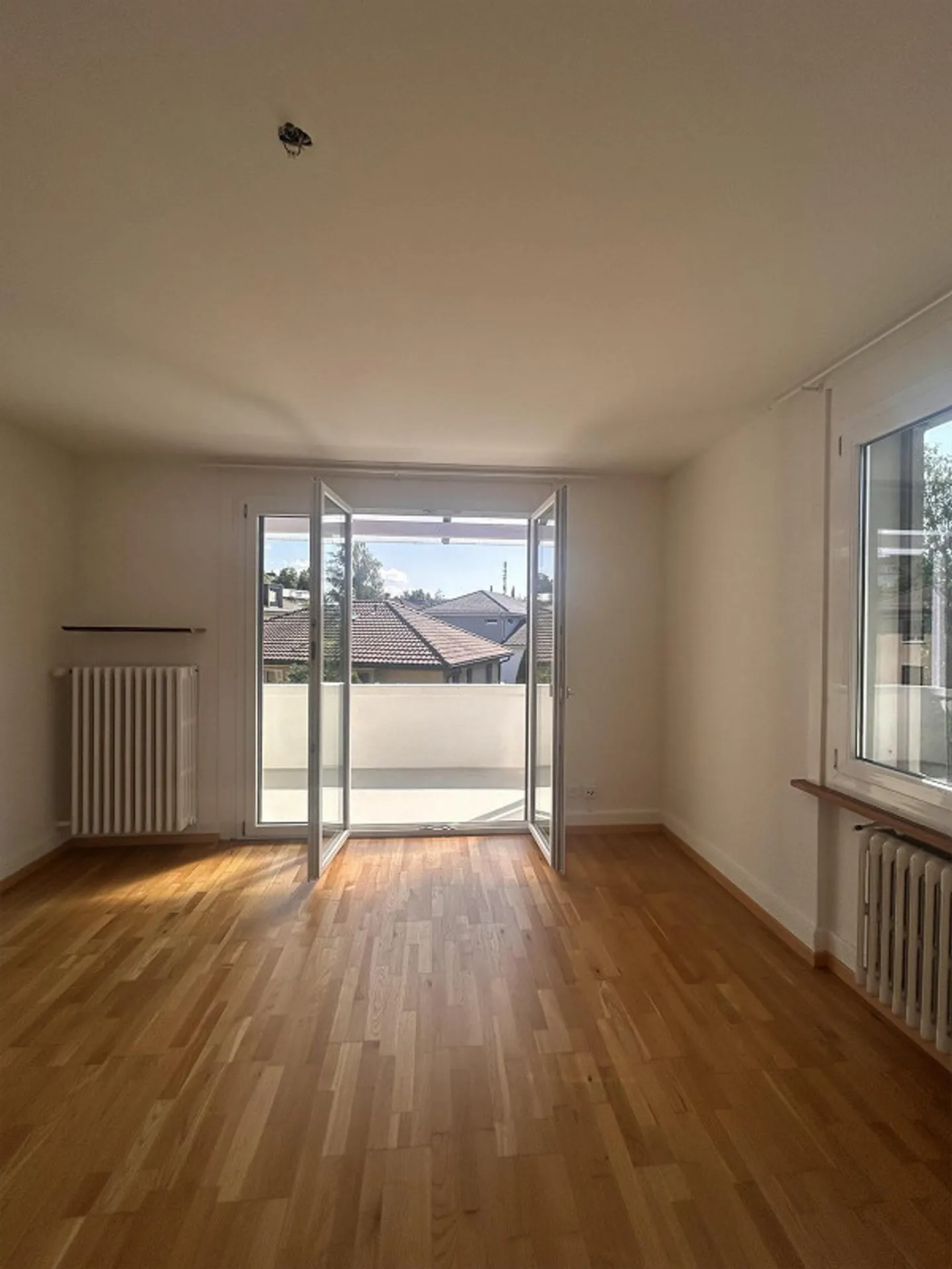 Appartamento luminoso con 3 stanze a Liebefeld - Foto 2 di 16
