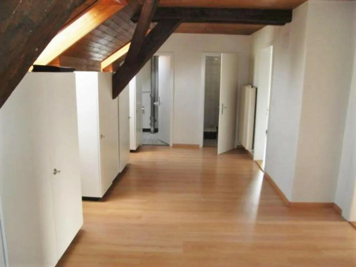 Bright, sunny old apartment in the Breitequartier - Photo 2 of 5