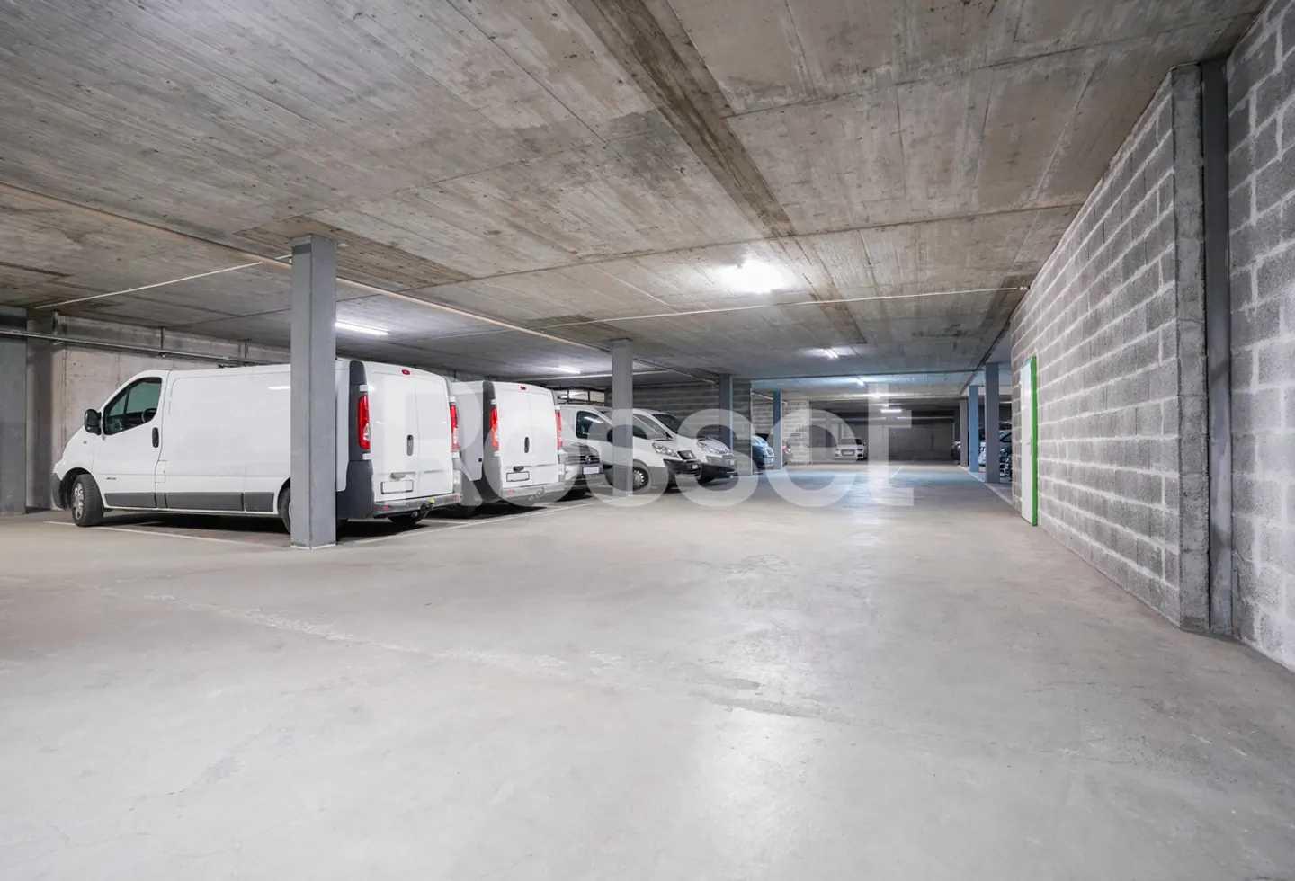 Handwerksräume von ca. 102 m² im 4. Stock - Foto 3 von 4