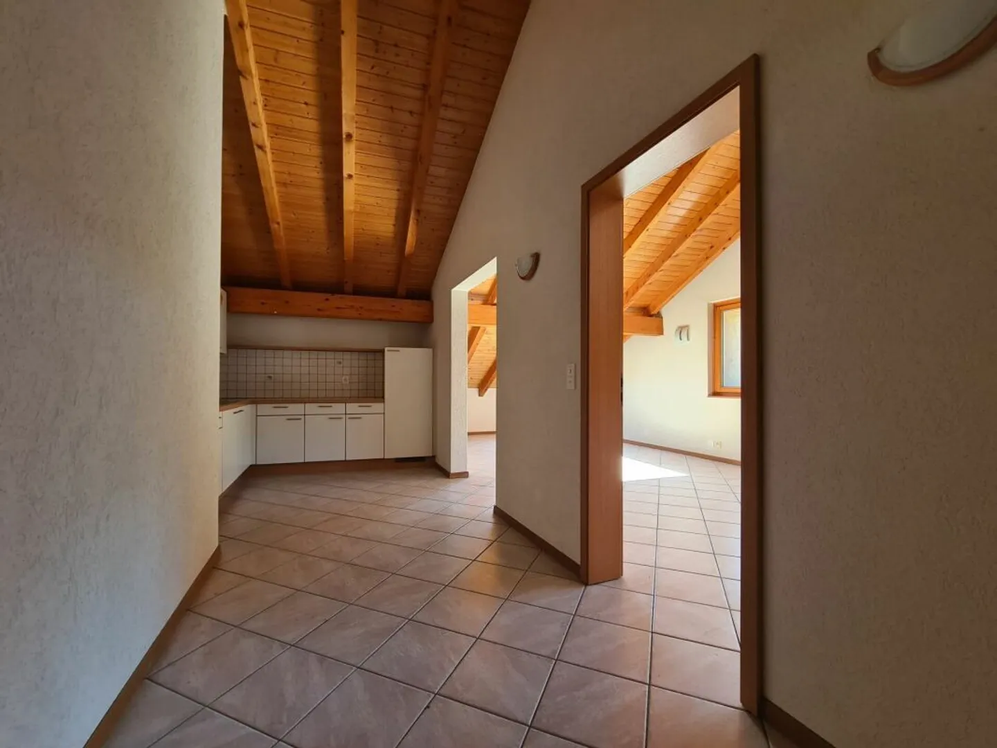 2.5-room apartment with garden - Photo 3 of 6