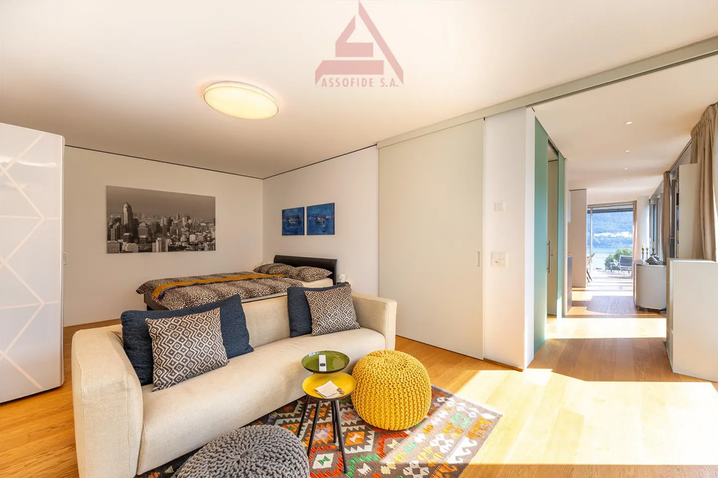 Modern and bright apartment in Muralto - Photo 5 of 10