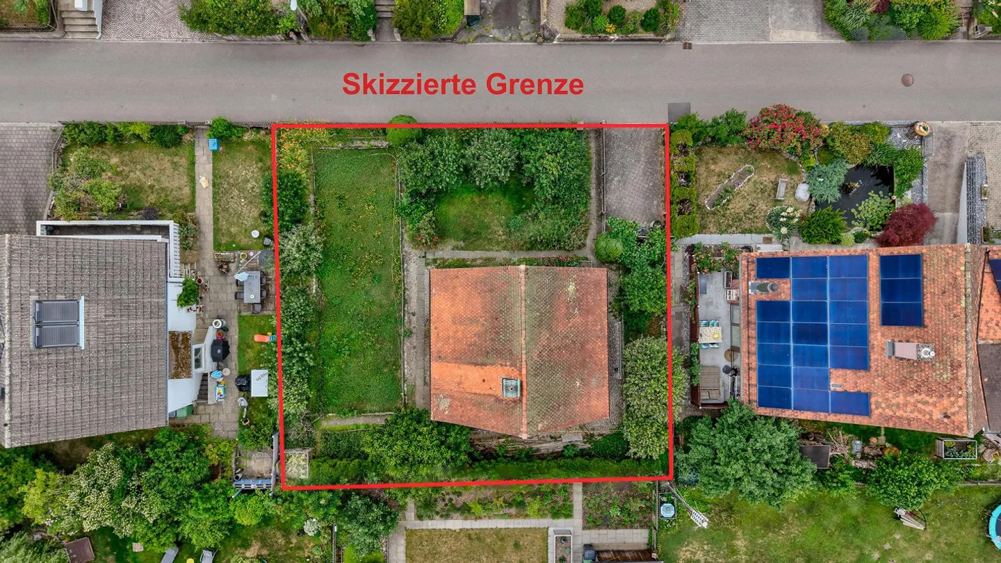Sanierungsbedürftiges Einfamilienhaus an sehr guter Lage - Foto 3 von 5