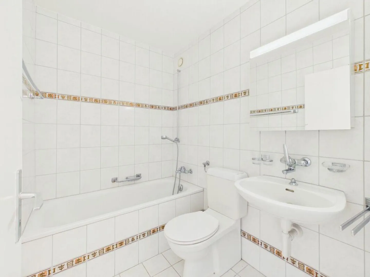 Cozy apartment directly at Uzwil train station - Photo 6 of 10