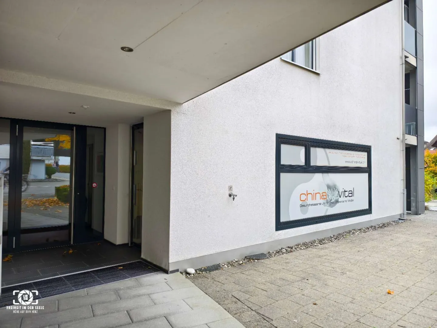 Commercial premises for health practice, architecture office, law firm, etc. - Photo 2 of 16