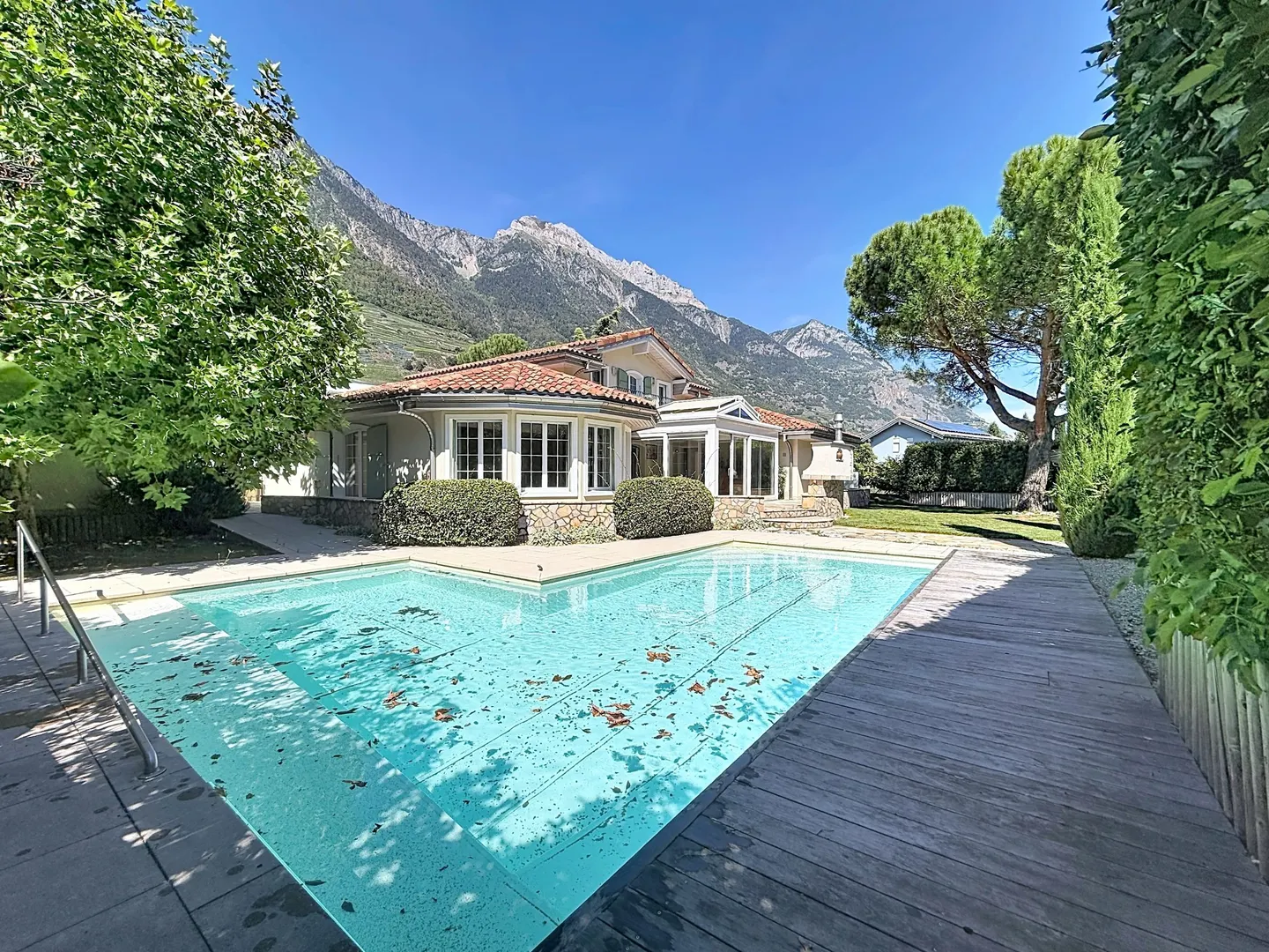 Villa Élégante à Fully - Photo 1 sur 19
