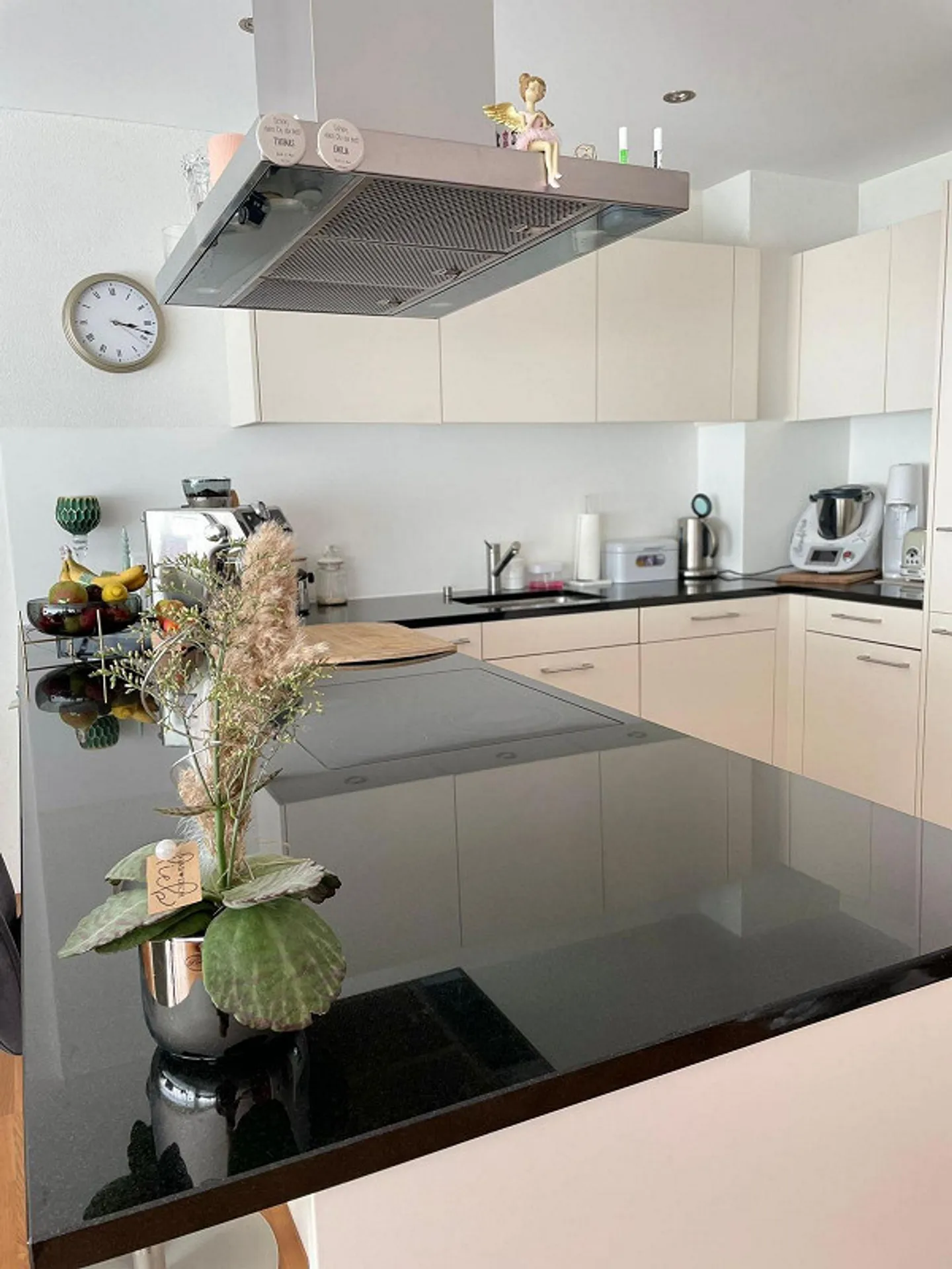 Condominio moderno e ben tenuto in vendita a Igis - Foto 3 di 12