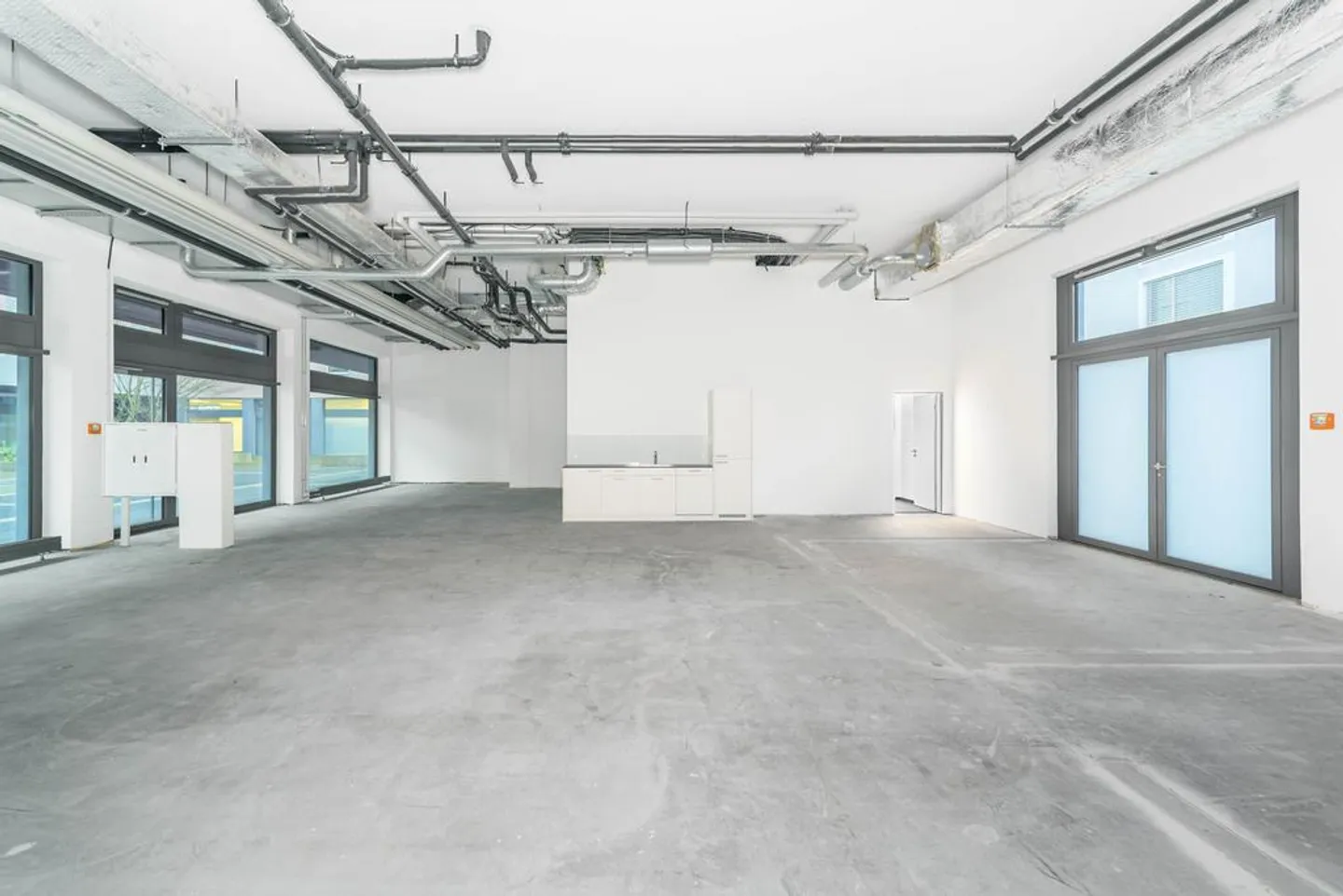 Representative Retail Space for Small Business - Photo 2 of 7