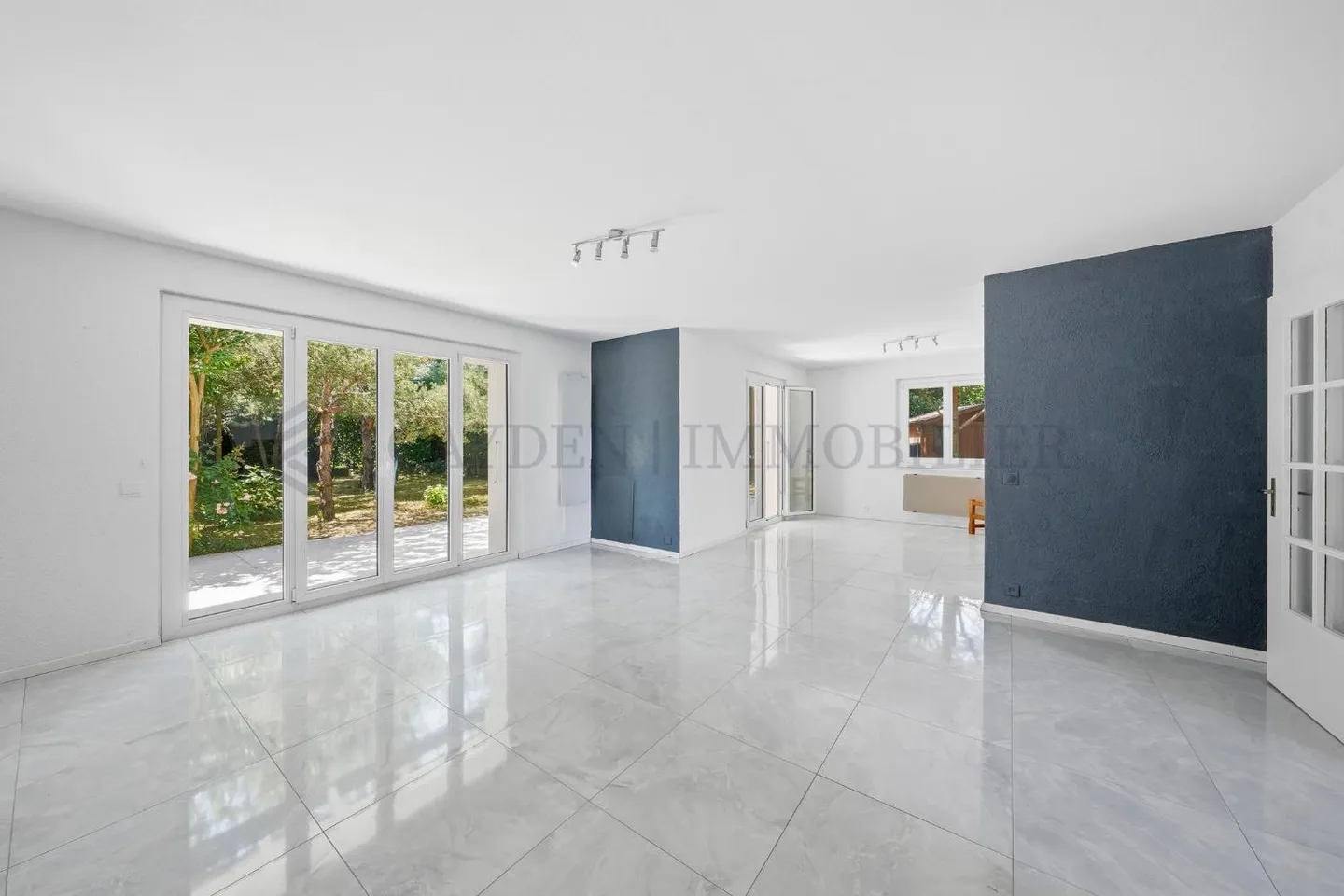 Renovated semi-detached villa with independent studio in a preferred residential area in Commugny - Photo 1 of 11
